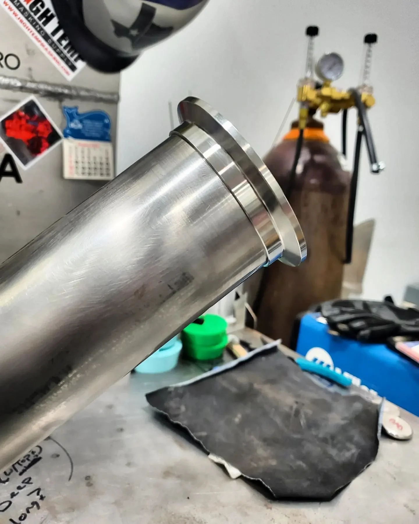 Feels really good to behind the hood again. Hourly it continues! So much improvement to be had! #UngluckInc #DIYorDIE #fabrication #TIG #millerwelders #dynastydx #Texas #bendbrakefold #ticonindustries #stainless #stainlessbros #tigaesthetics #vwmotor