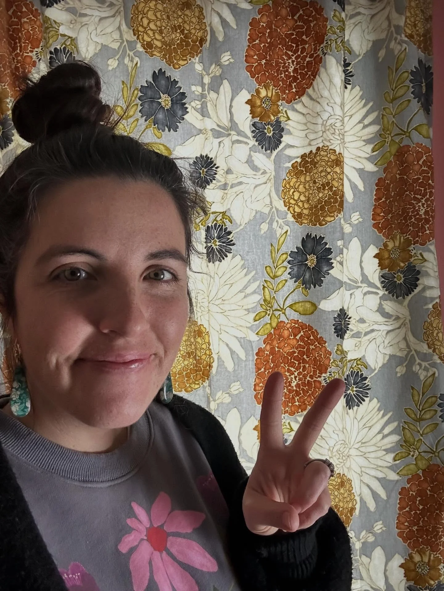 Happy new year from your local farmer florist who used to love a good reason to drink too much but instead rang in the new year by snuggling my munchkins and going to bed at 10pm.

No big resolutions. 

Just a few goals. To be a more patient mom, to 