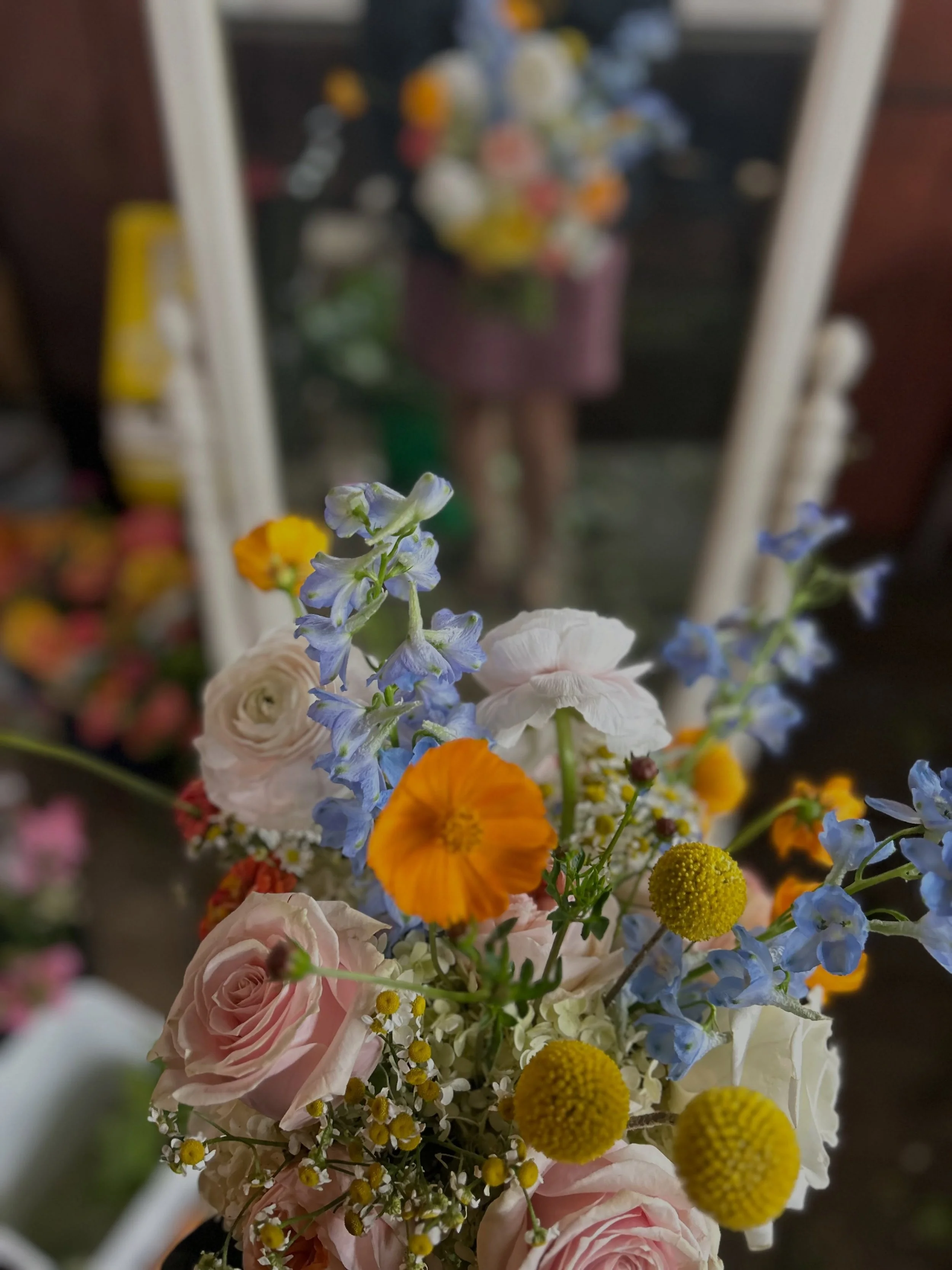 Sitting here downing a cup of coffee before I head out to finish up wedding flowers, design for a celebration of life for a family member, and harvest &amp; make bouquets for the weekend.

A good 5 hours of work and then a weekend off to adventure wi