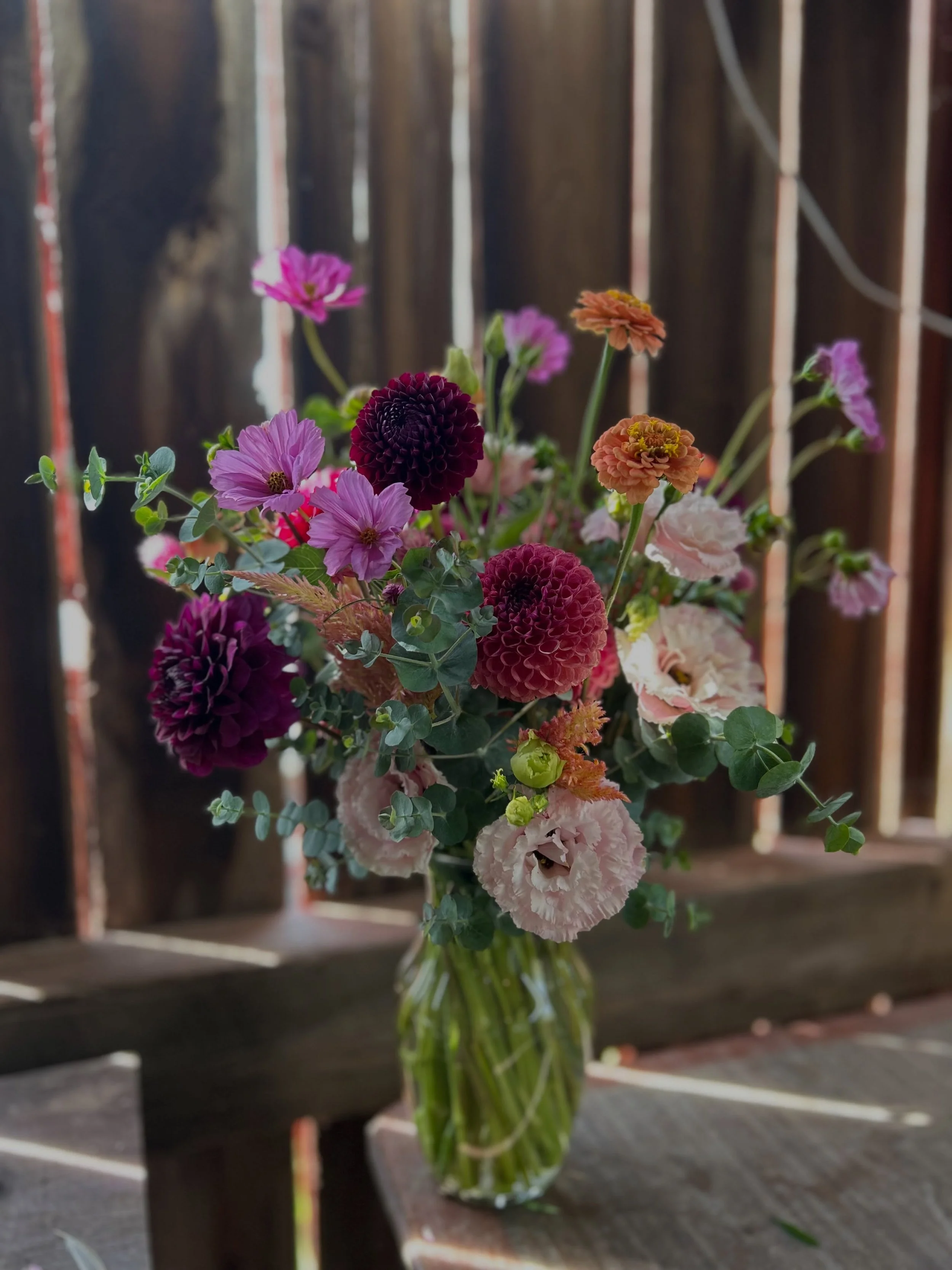 A moment for this beauty we delivered earlier this week.

Grown &amp; arranged by yours truly.

What a dream to play a small part in bringing a little bit of joy to someone&rsquo;s day.

Forever grateful when you choose us for these moments.

✨