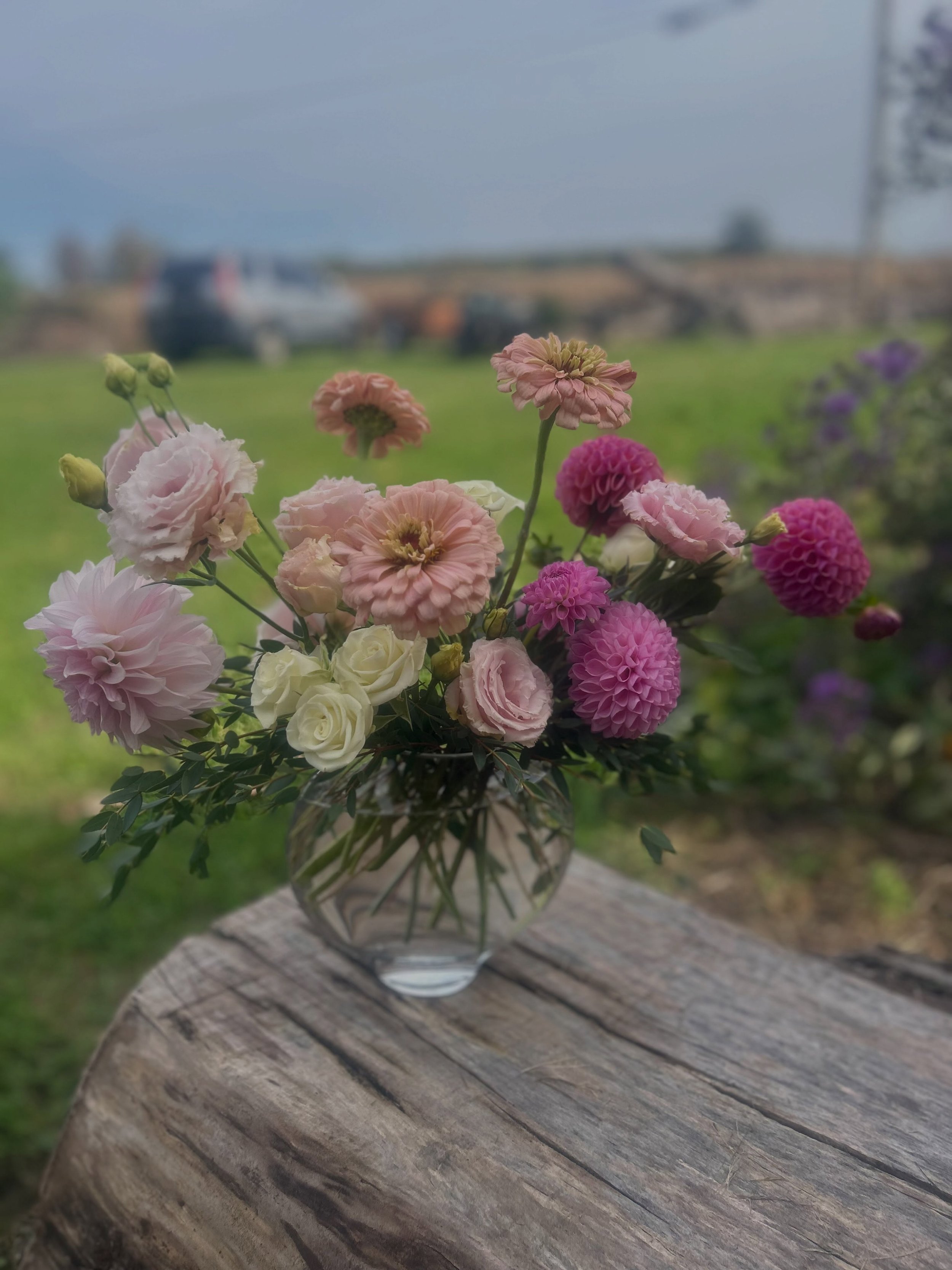 A weekend filled with events &amp; special orders.

Ended with the most beautiful Sunday afternoon Fall planting, weeding, and flipping beds.

Turns out time in the garden without my phone might be the ultimate form of self care for this gal and I ha