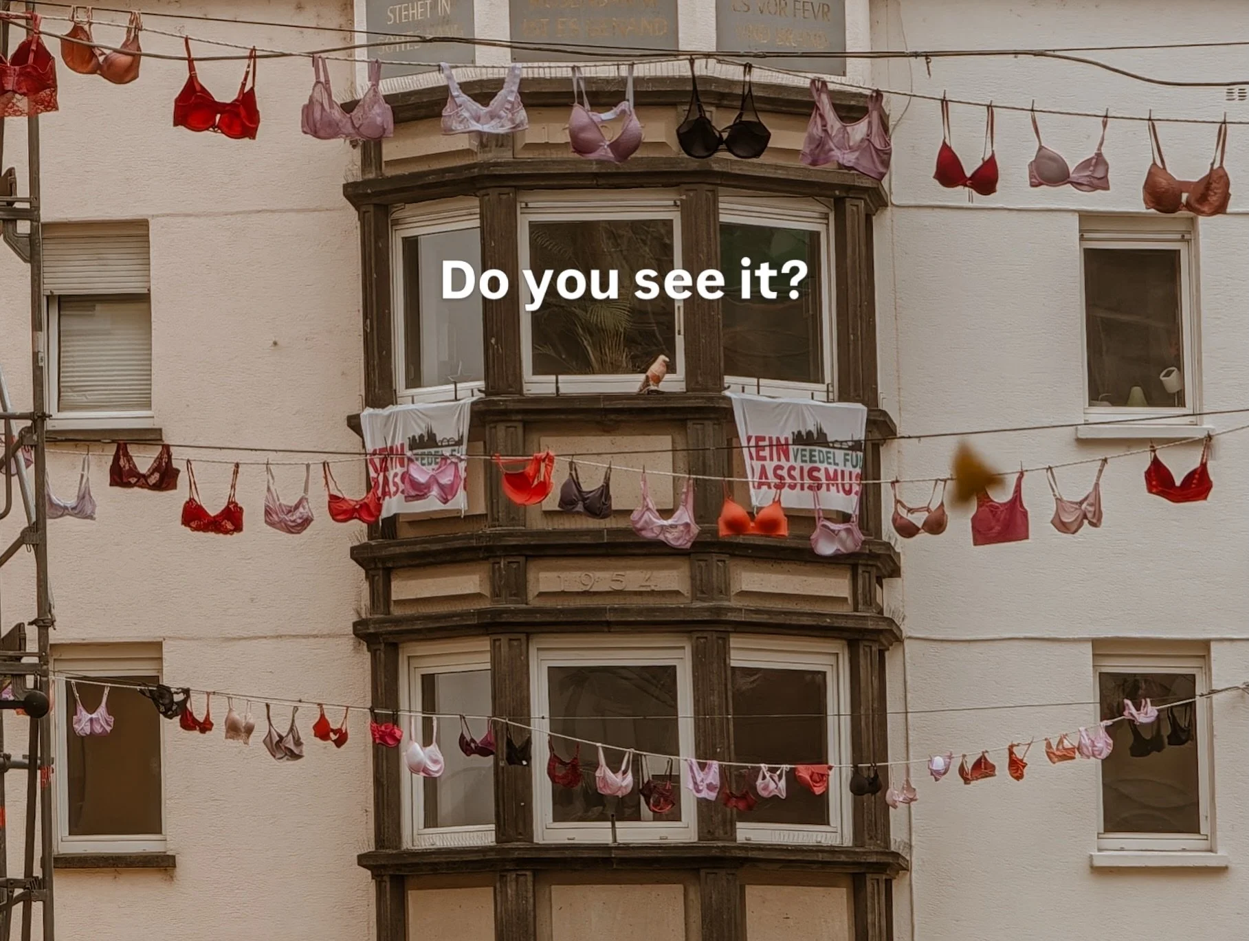 Thousands of bras. One powerful message. 

We have family currently traveling through Germany who sent us this photo from the streets of Koblenz. And when we learned the meaning behind it, we knew we had to share. 

As part of Koblenz wird pink (Kobl