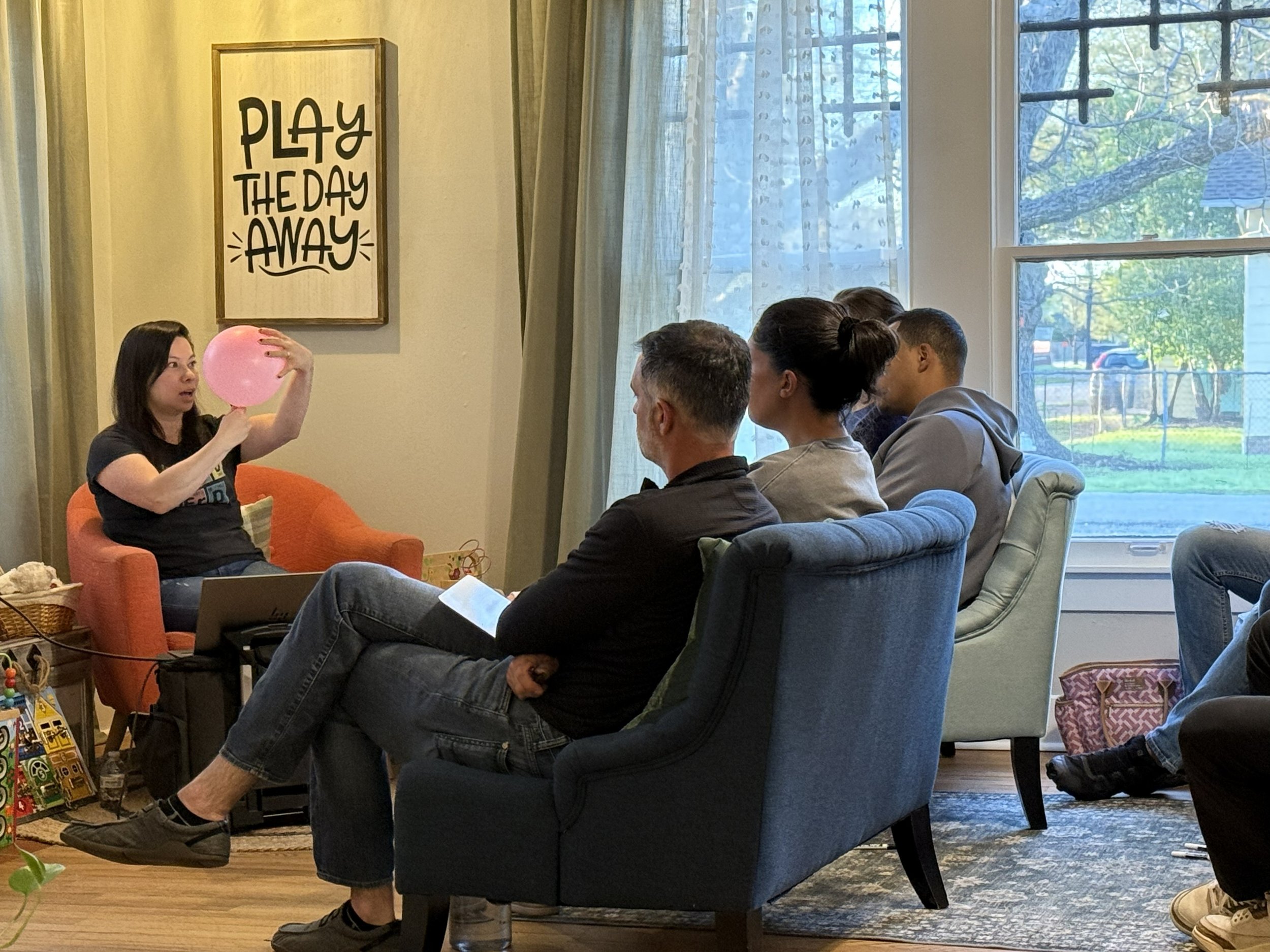 Tania Nuezca, IBCLC and The Bradley Method childbirth educator teaching a group course about labor, natural birth, and techniques to assist in birth.