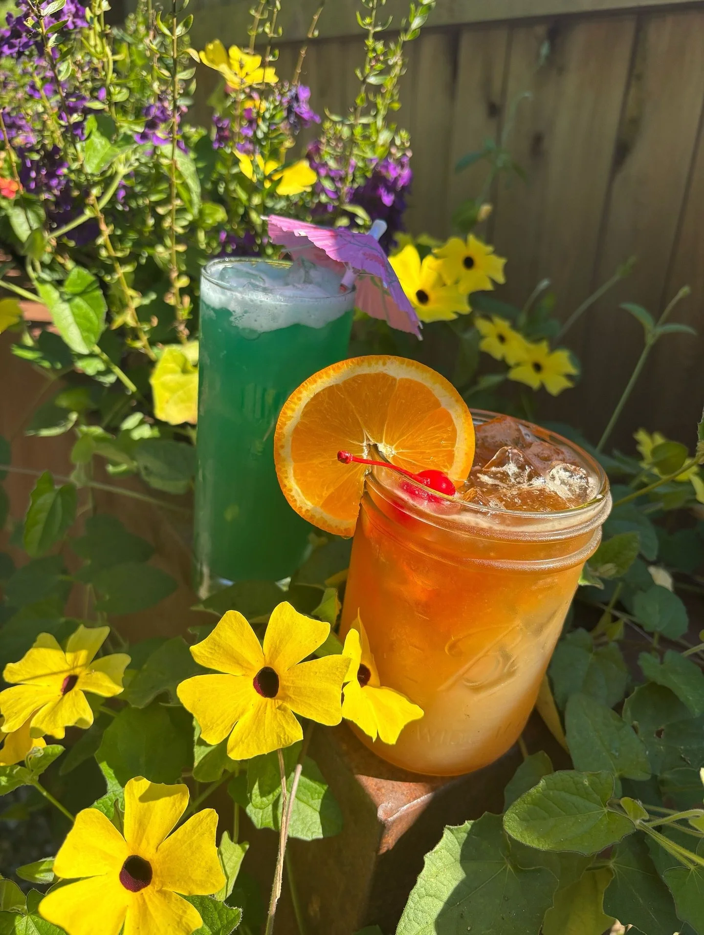 Menu drop and some photos of our SpongeBob food and drink specials for Wednesday night!