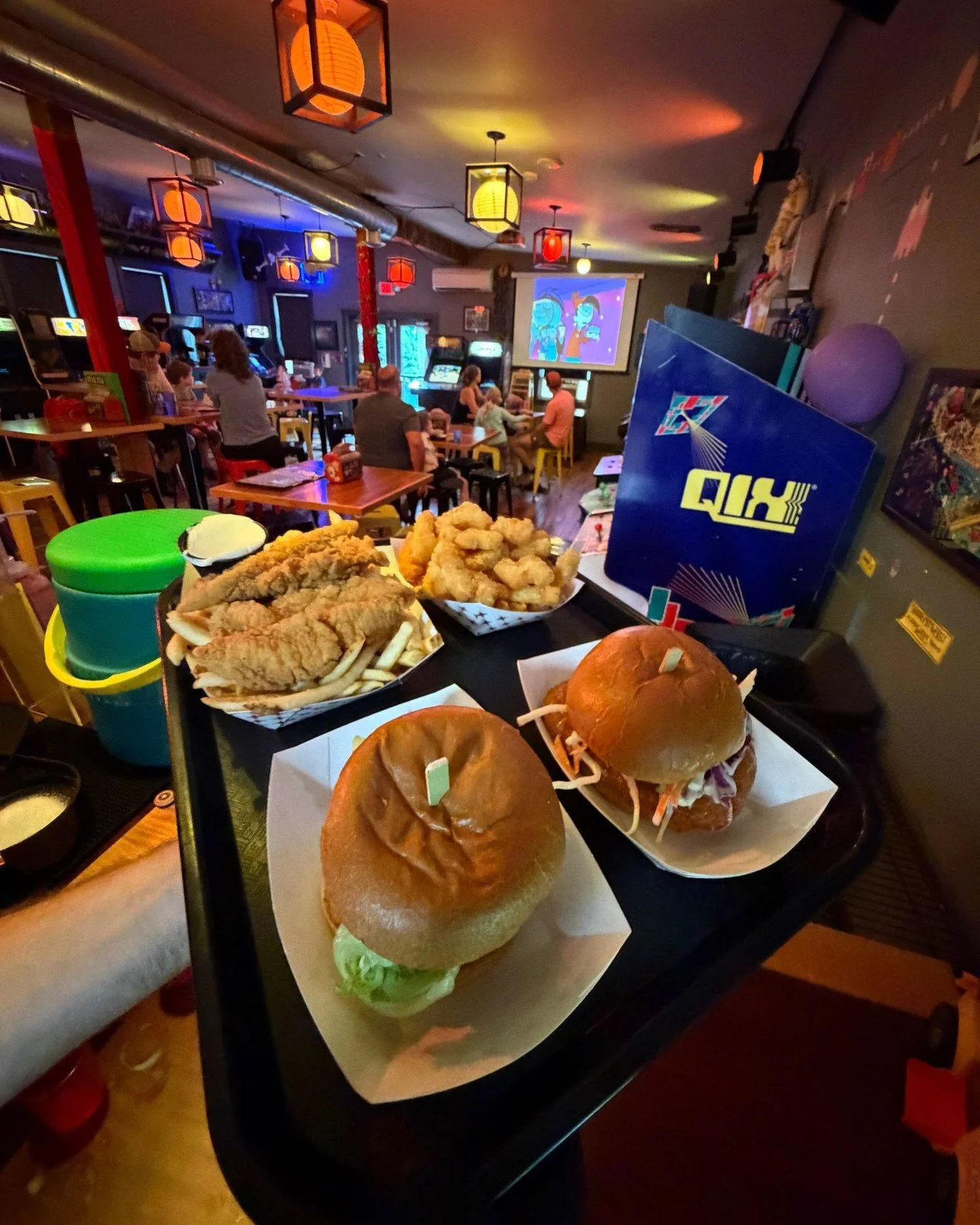 Did you know? Our kitchen is open at noon every day of the week and we're open late- serving food until 9pm Sunday and Monday, and open until 10 pm Tues-Thursday and 10:30pm on Friday &amp; Sat! Day or night, come grab a bite!