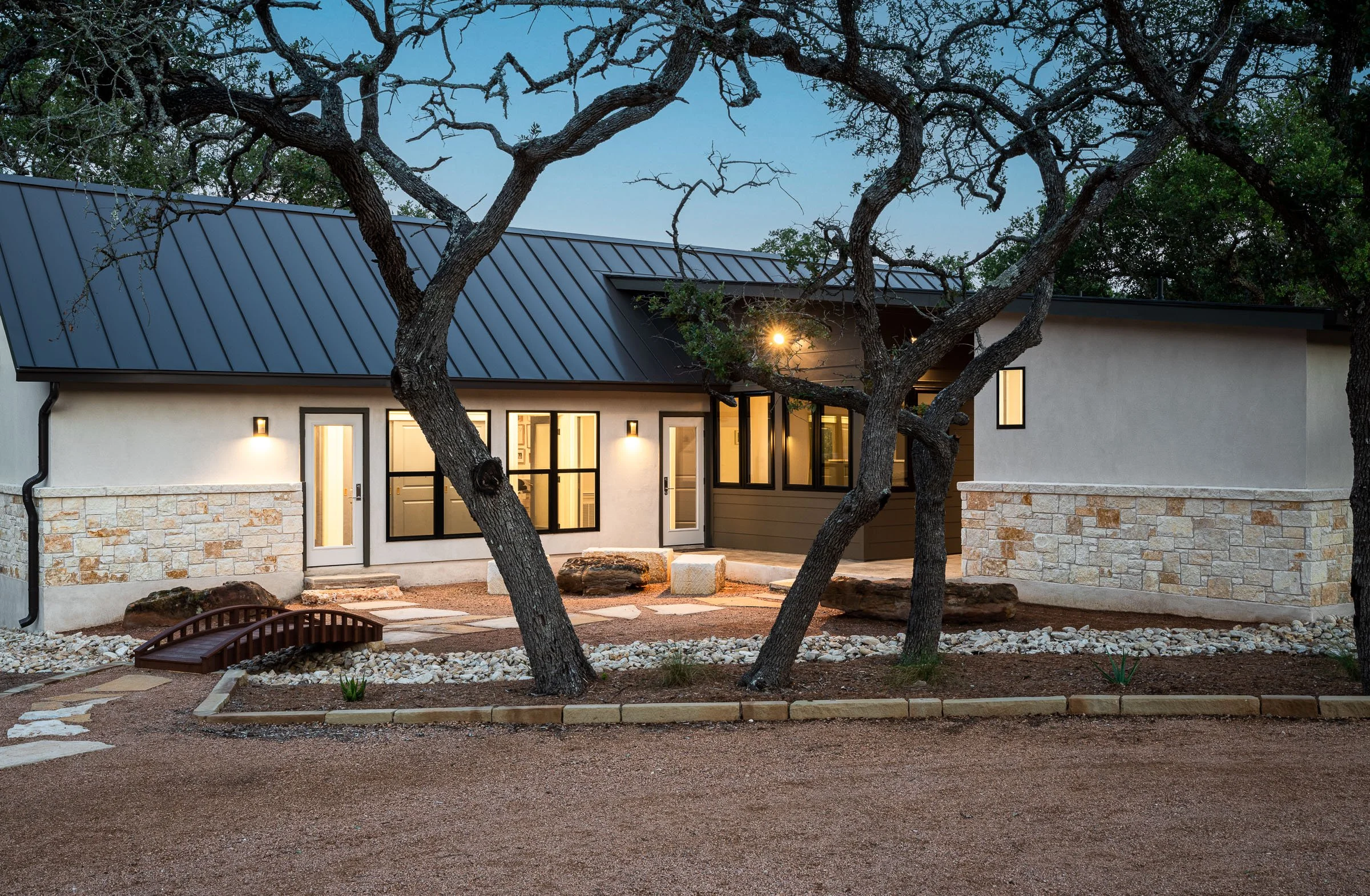 Devils Backbone
Office of Architecture 6  /  8