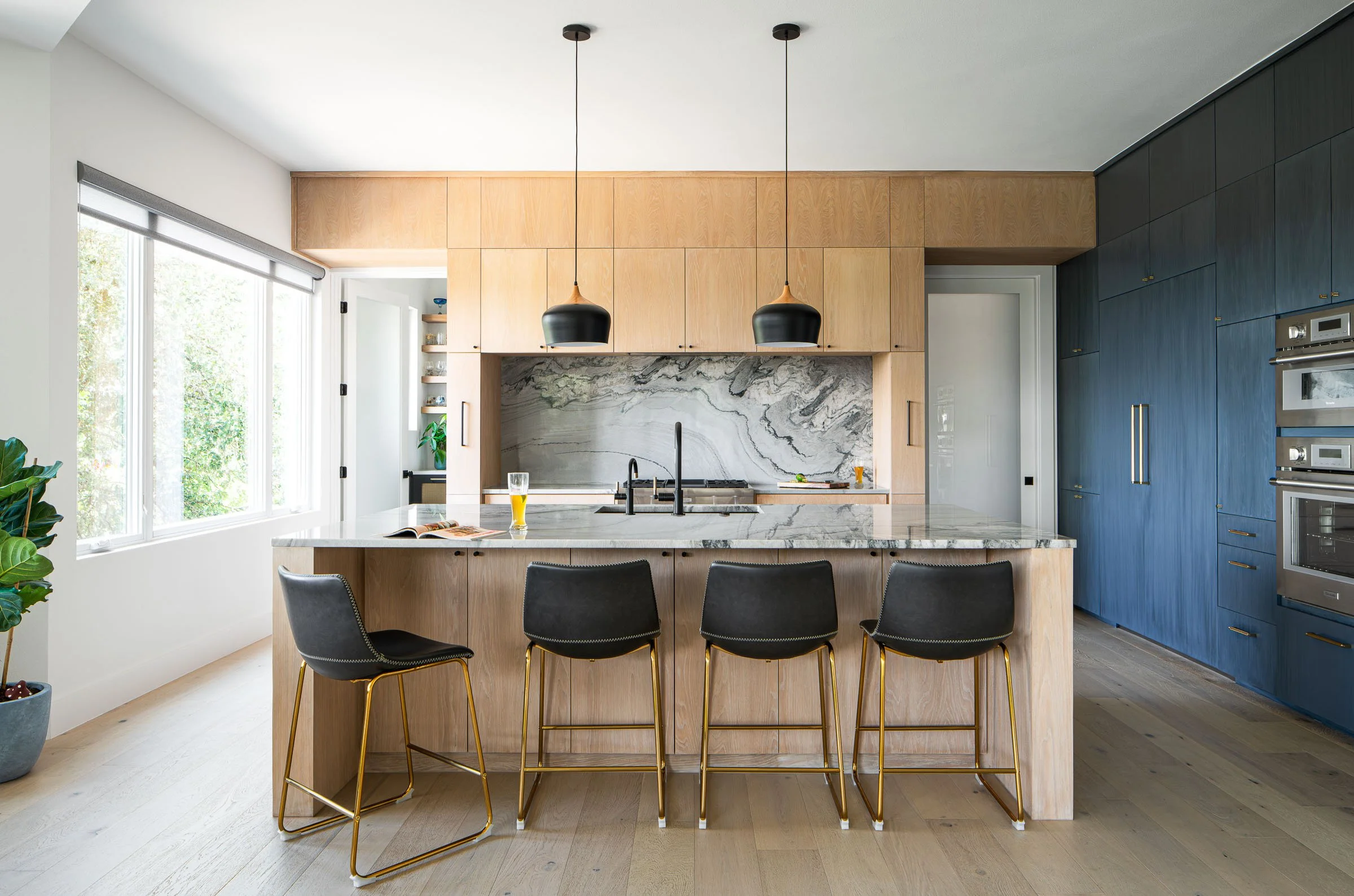 Edwards Mountain
Workshop No. 5 + Mosier Luxury Homes 4  /  9