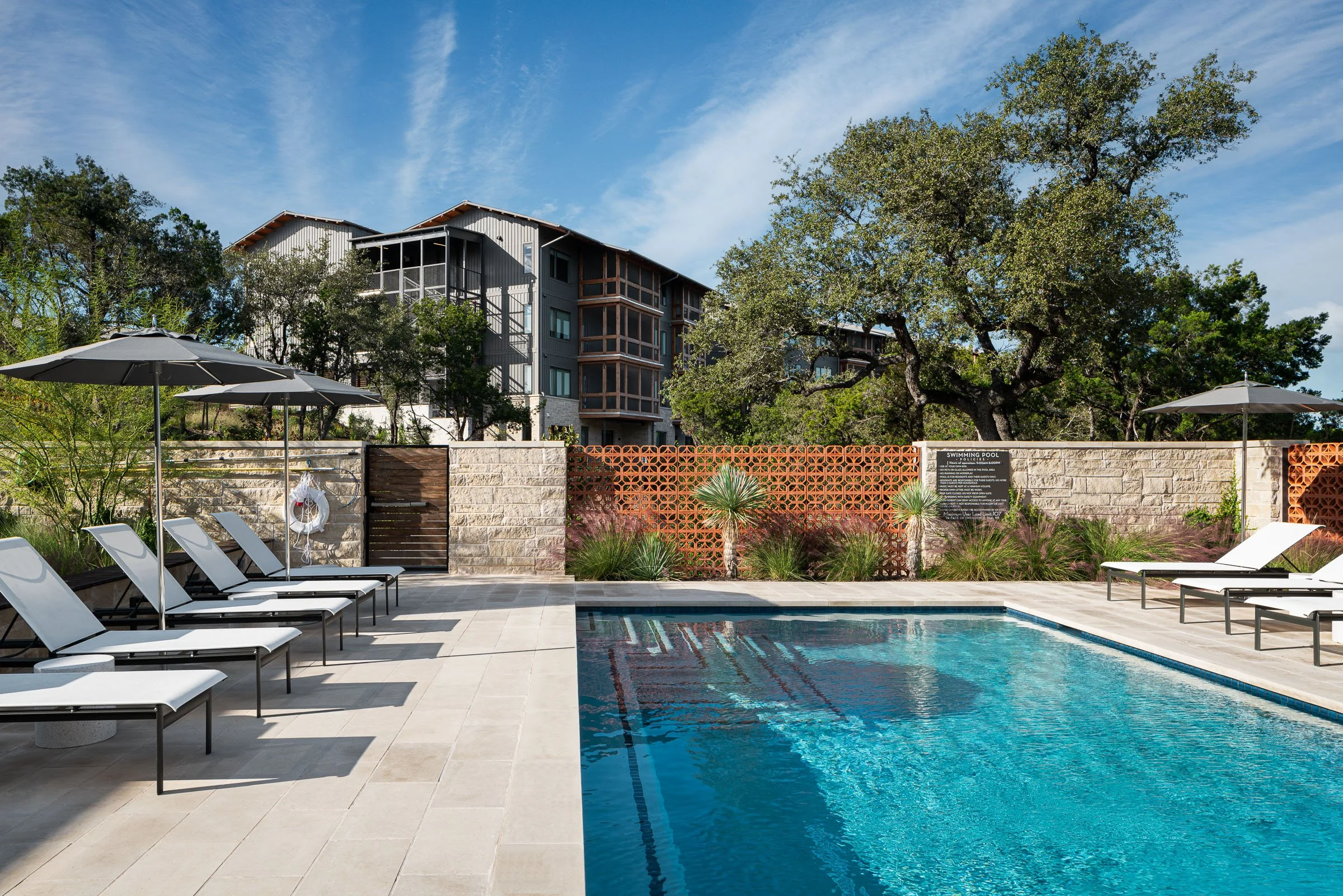 Saint June
Merriman Pitt / Anderson + Lake Flato Architects 4  /  7