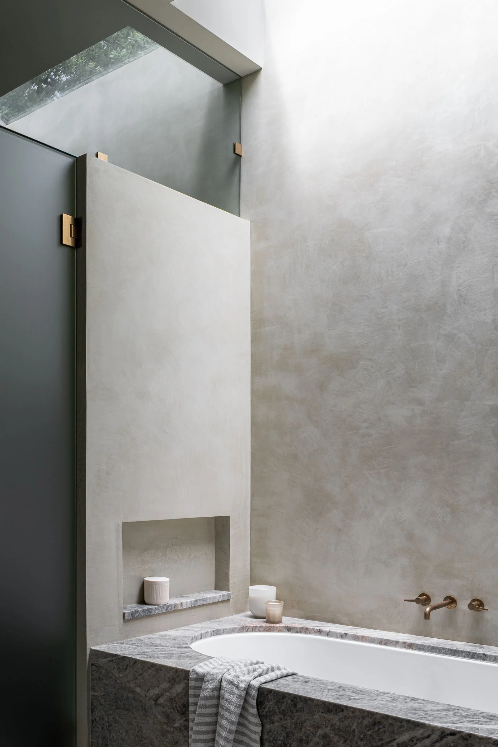 Harvey House
Side Angle Side 13  /  17