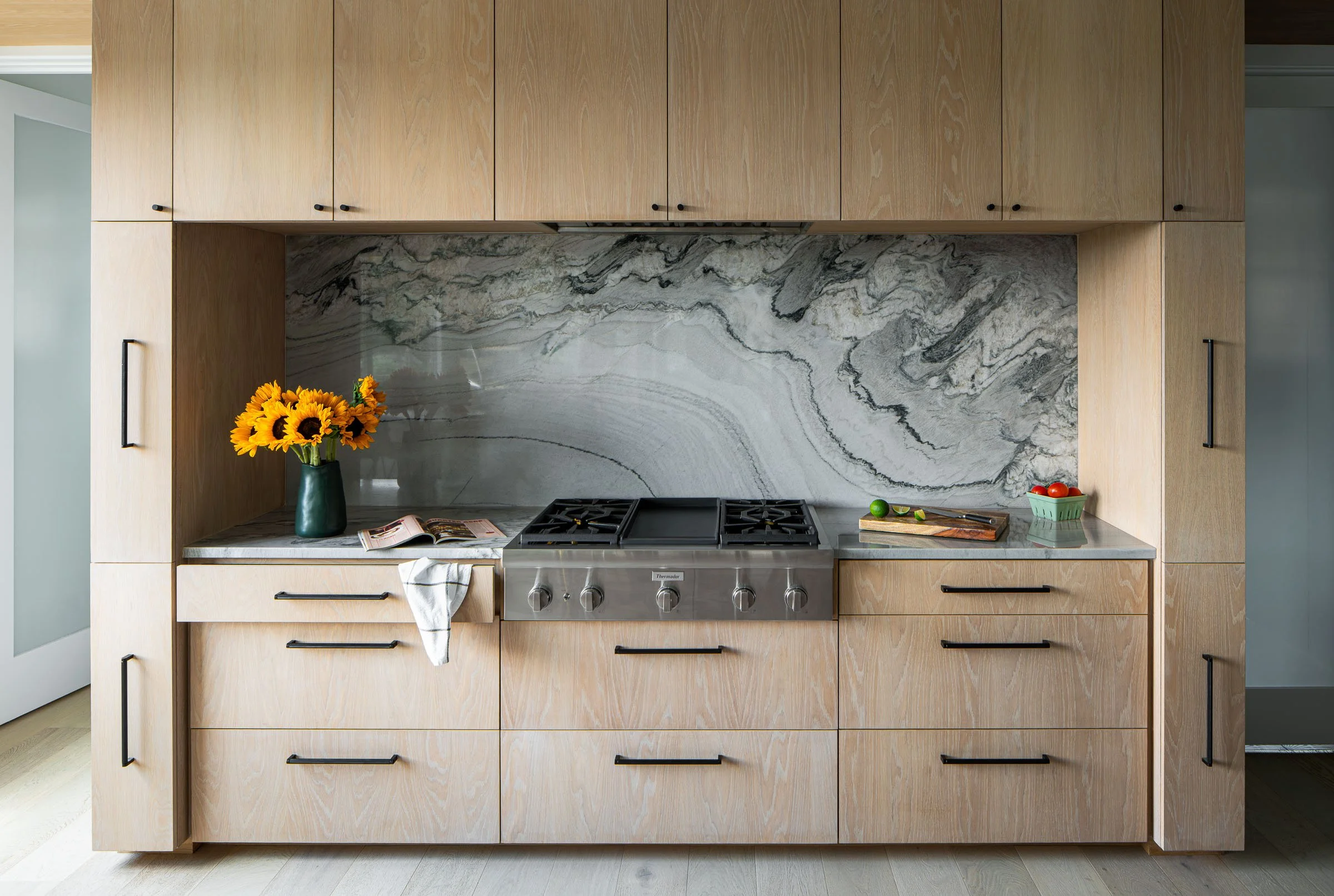 Edwards Mountain
Workshop No. 5 + Mosier Luxury Homes 5  /  9