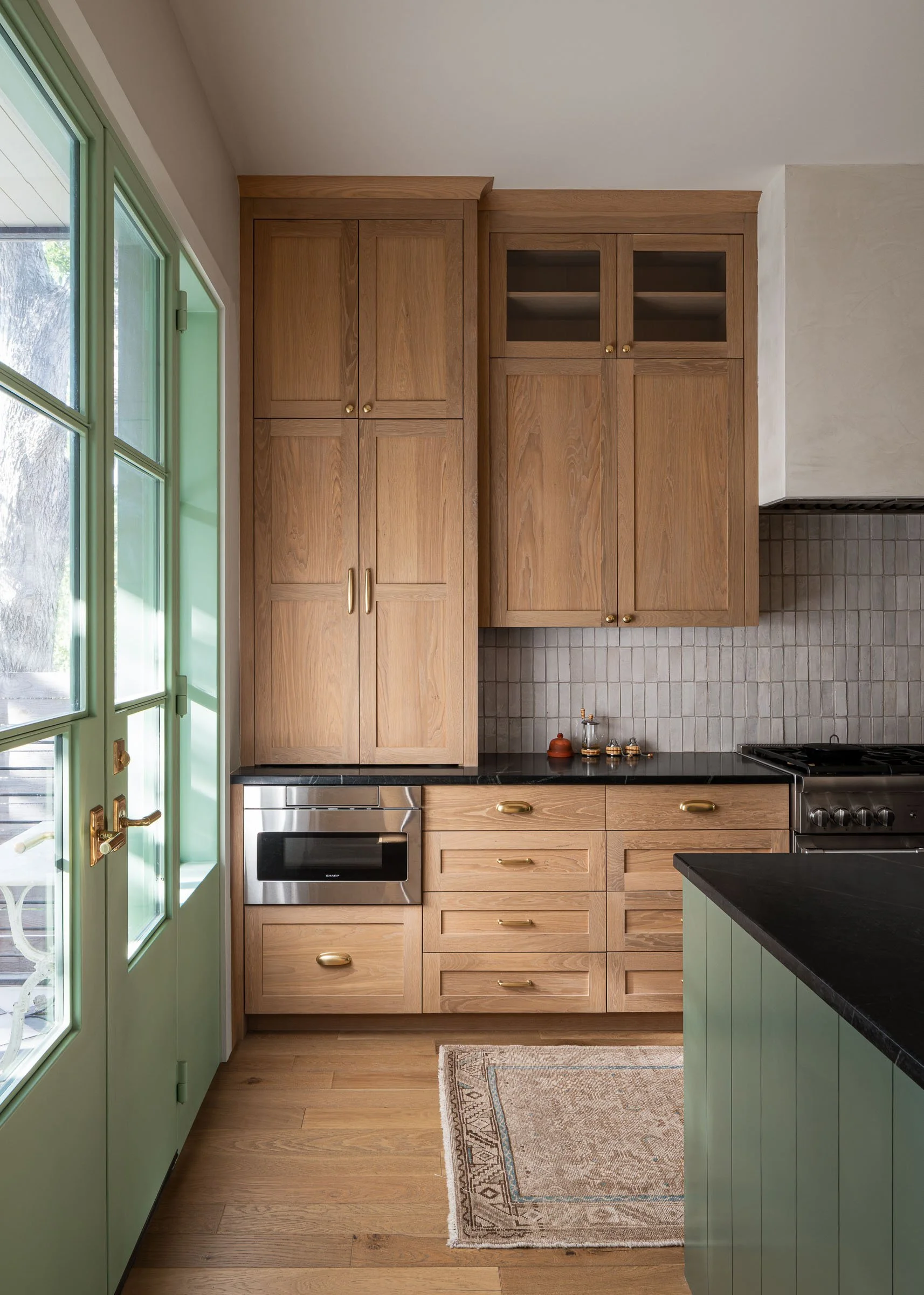 Travis Heights Residence
Studio Momentum 5  /  11