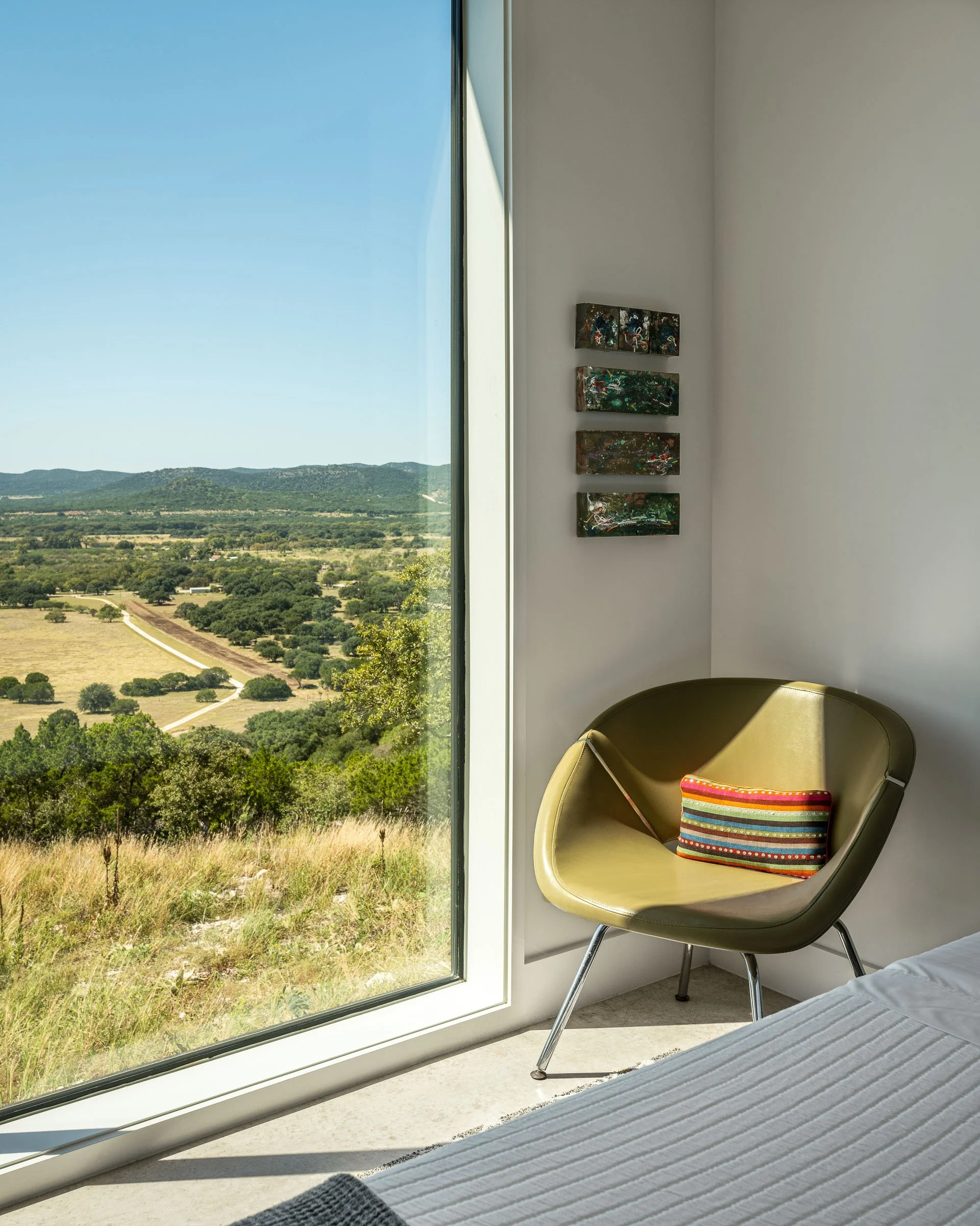 Frio Residence
Levy Dykema 7  /  13