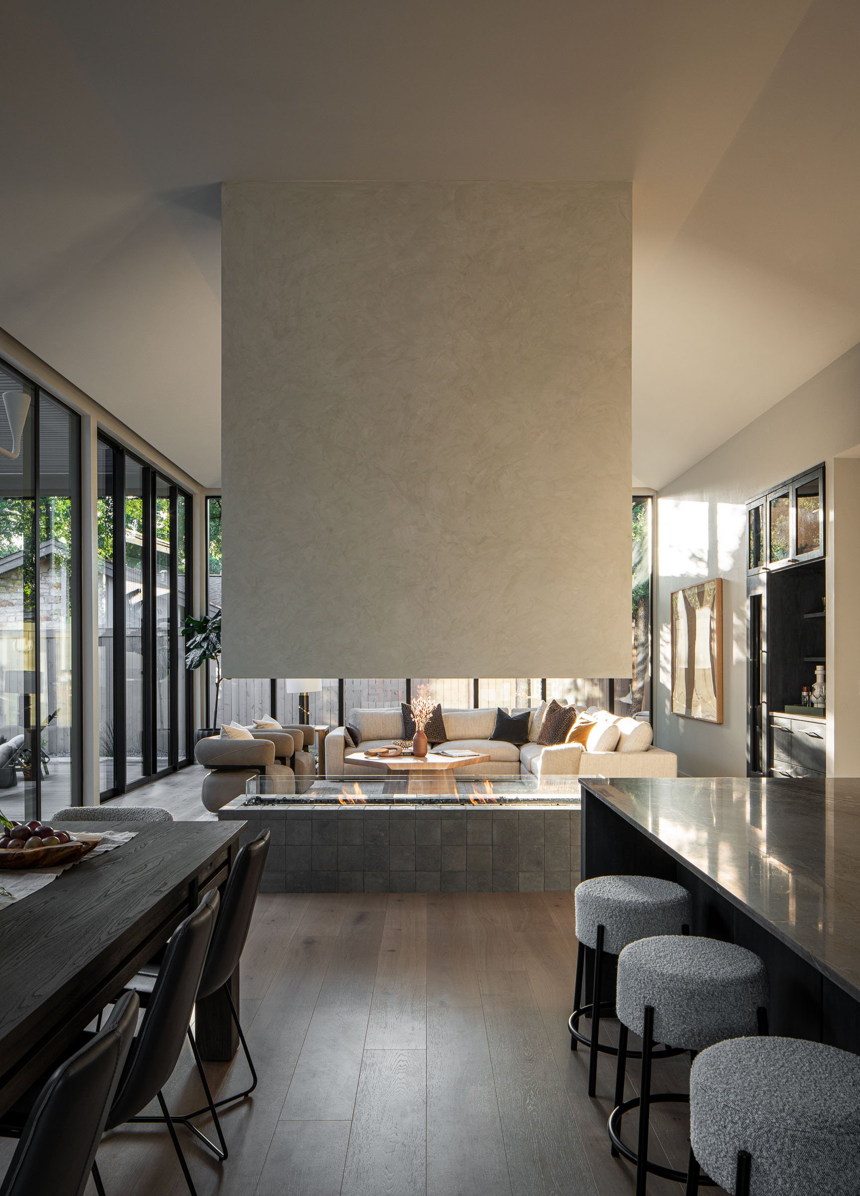 Venado
Workshop No. 5 + Mosier Luxury Homes 11  /  15