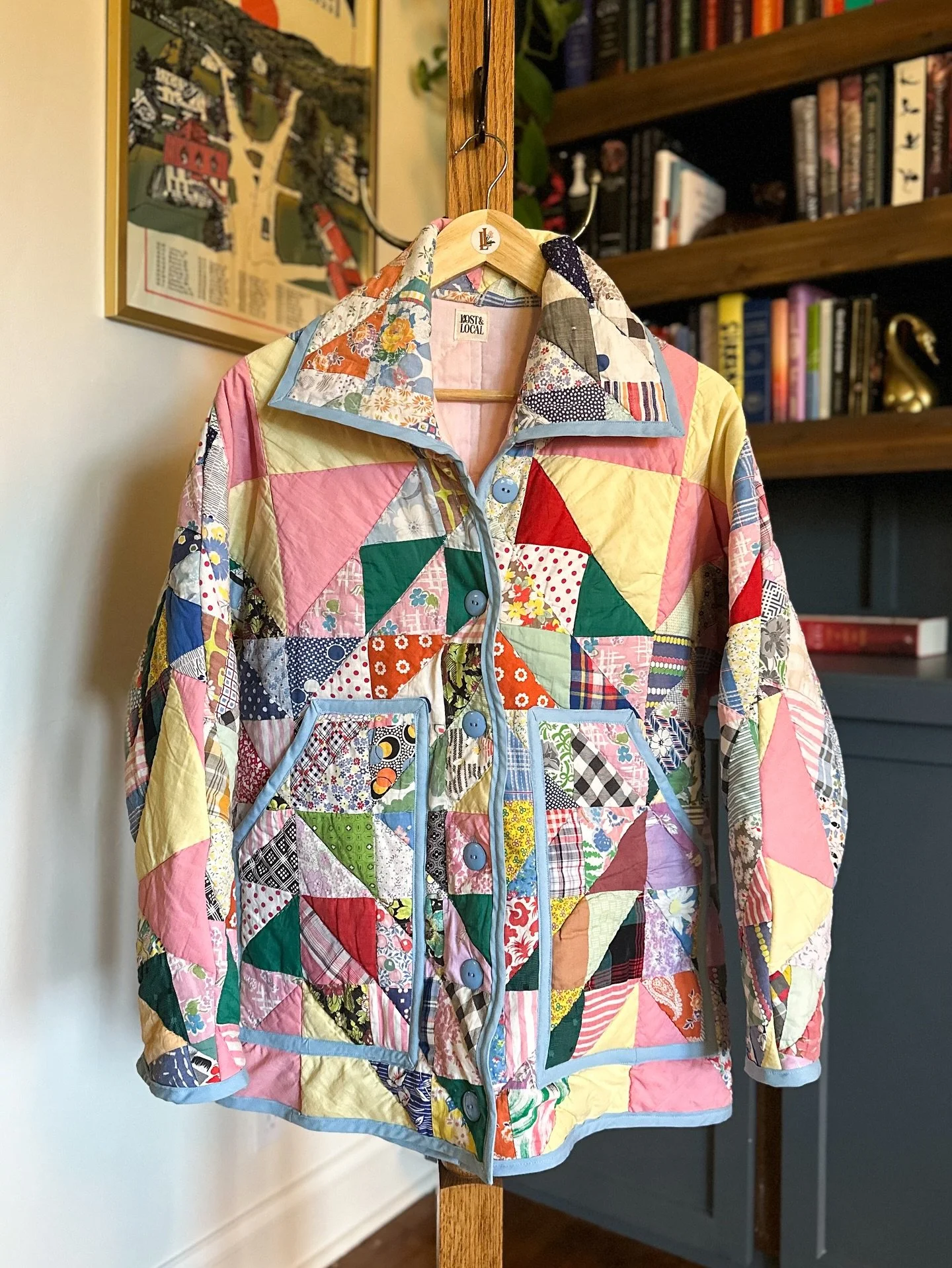 Remember this quilted jacket I made earlier this year? Well I had some of the quilt leftover and decided to make stockings! 

Swipe to see how they turned out and let me know in the comments if you prefer traditional Christmas colors or whimsy colorf