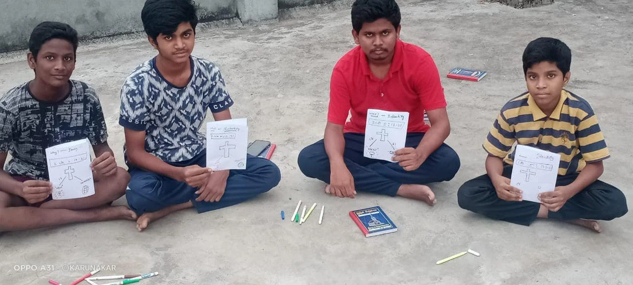 DAYAKAR TEACHING THE 411 TO SOME YOUTH IN INDIA