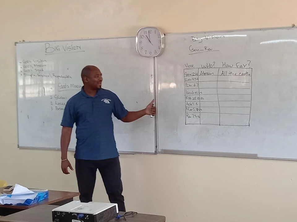 ZAMBIAN NAMWIANGA MISSION 4 FIELDS DISCIPLESHIP MULTIPLICATION TRAINING WITH DIMPO MOTIMELE AND MACHONA MONYAMANE.