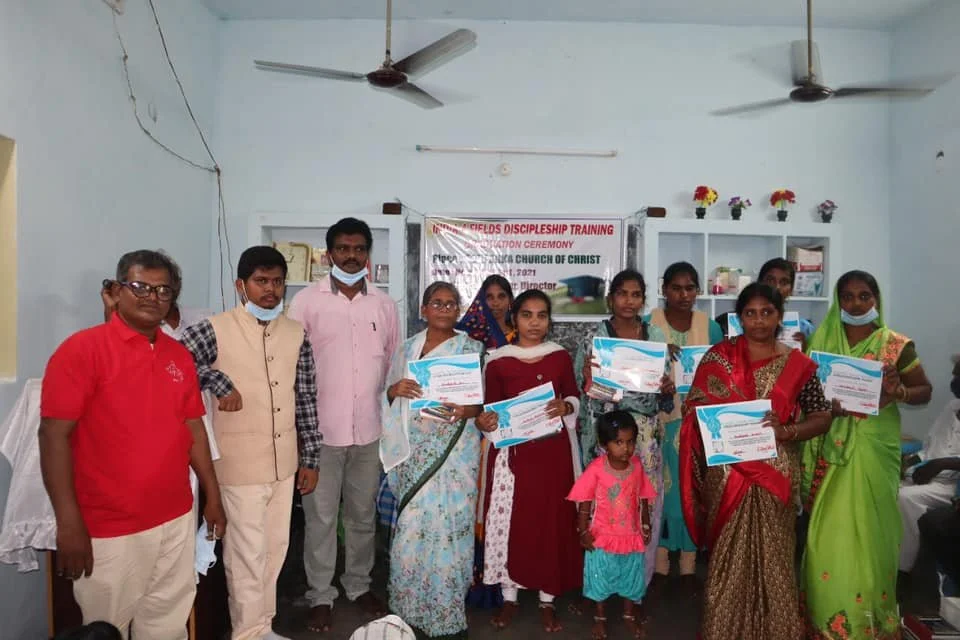 INDIANS BROTHERS UNITE AND TRAIN TOGETHER AND GRADUATE OTHER STUDENTS ON HOW TO MULTIPLY DISCIPLES.