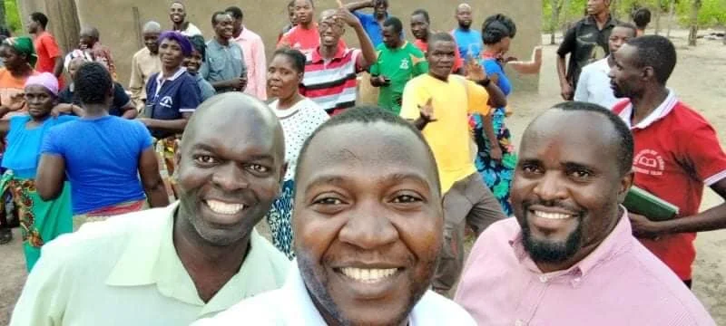 ZAMBIAN 4 FIELDS DISCIPLESHIP MULTIPLICATION TRAINING WITH MCDONALD CHONGO, WALTER CHUNGA AND OTHER TRAINERS JOINING THE TEAM.