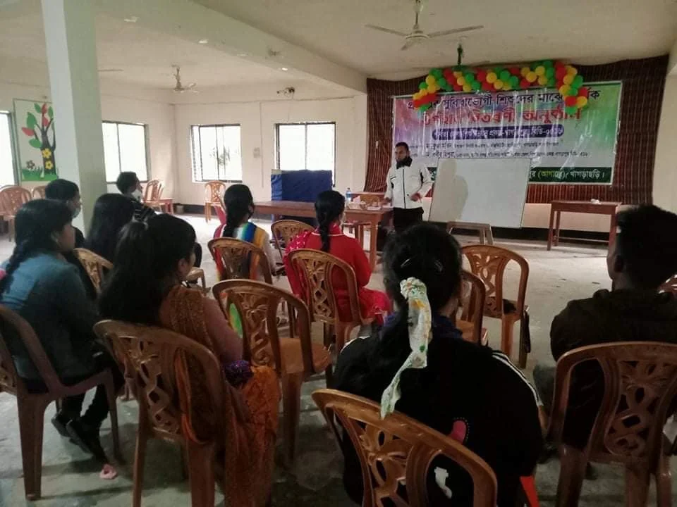 BANGLADESH YOUTH 4 FIELDS DISCIPLESHIP MULTIPLICATION TRAINING WITH EMON ROAZA.