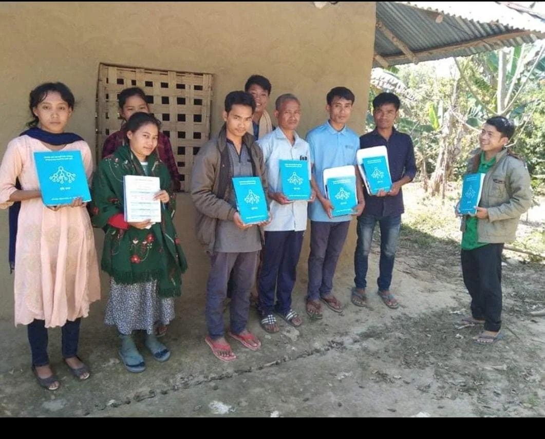 BANGLADESH 4 FIELDS DISCIPLESHIP MULTIPLICATION TRAINING WITH EMON ROAZA AND HIS NEW TRAINER.