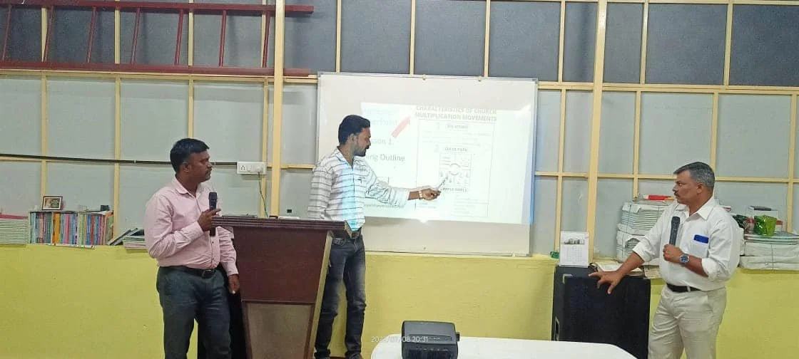 INDIAN 4 FIELDS DISCIPLESHIP MULTIPLICATION TRAINING WITH VINOJ MATHEW