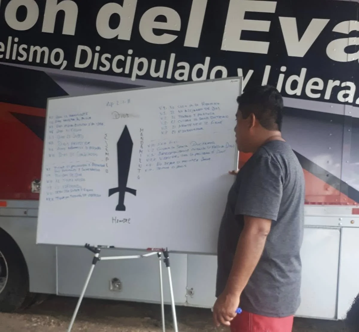 MEXICO EVANGELISM CAMPAIGN WITH THE GOSPEL CHARIOT/GOSPEL TRUCK TEAM.