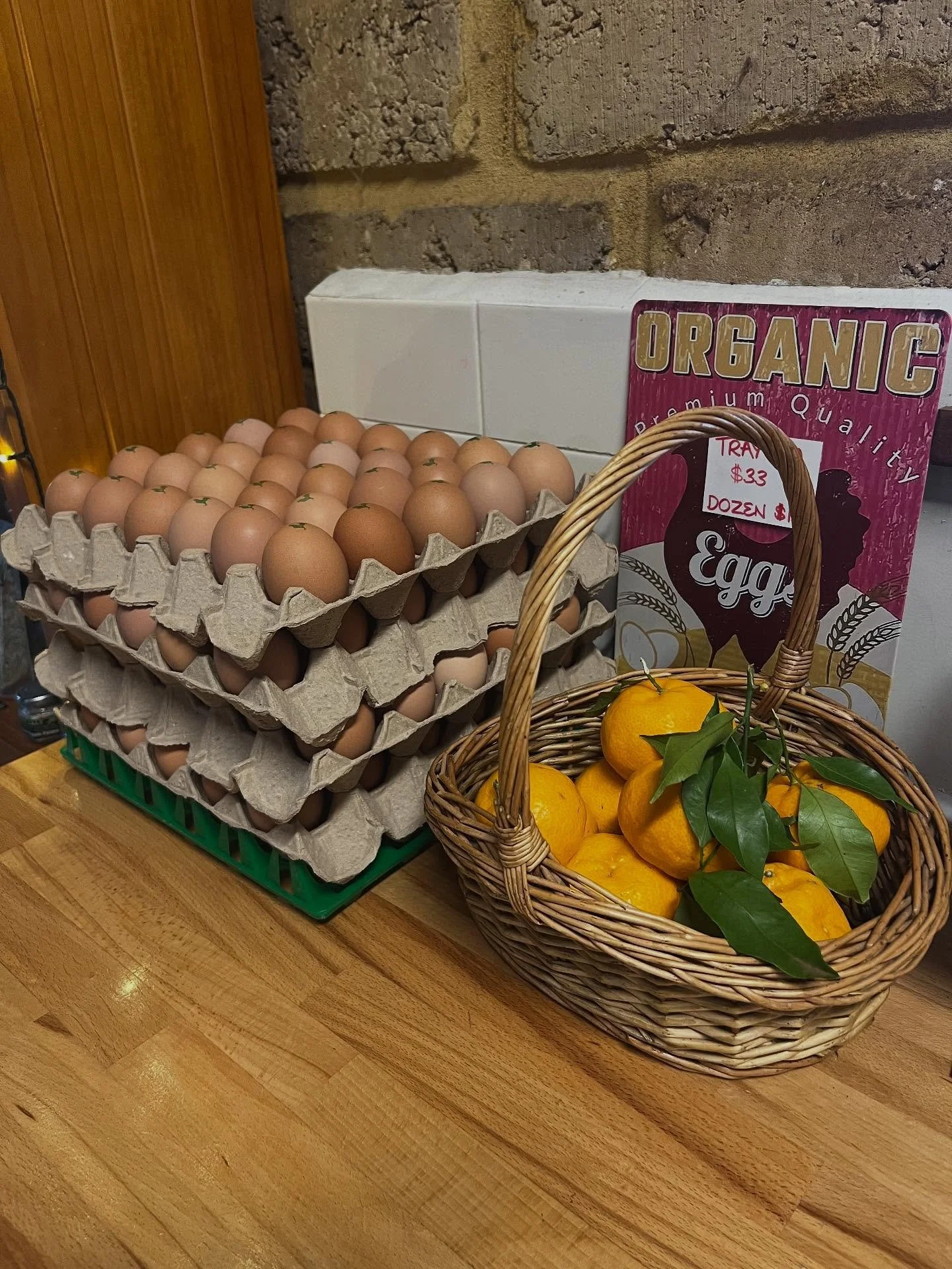 Buying directly from the farmer - doesn&rsquo;t get fresher than this! #buylocal #farmlife #agritourism #forageandharvest #foragesafaris