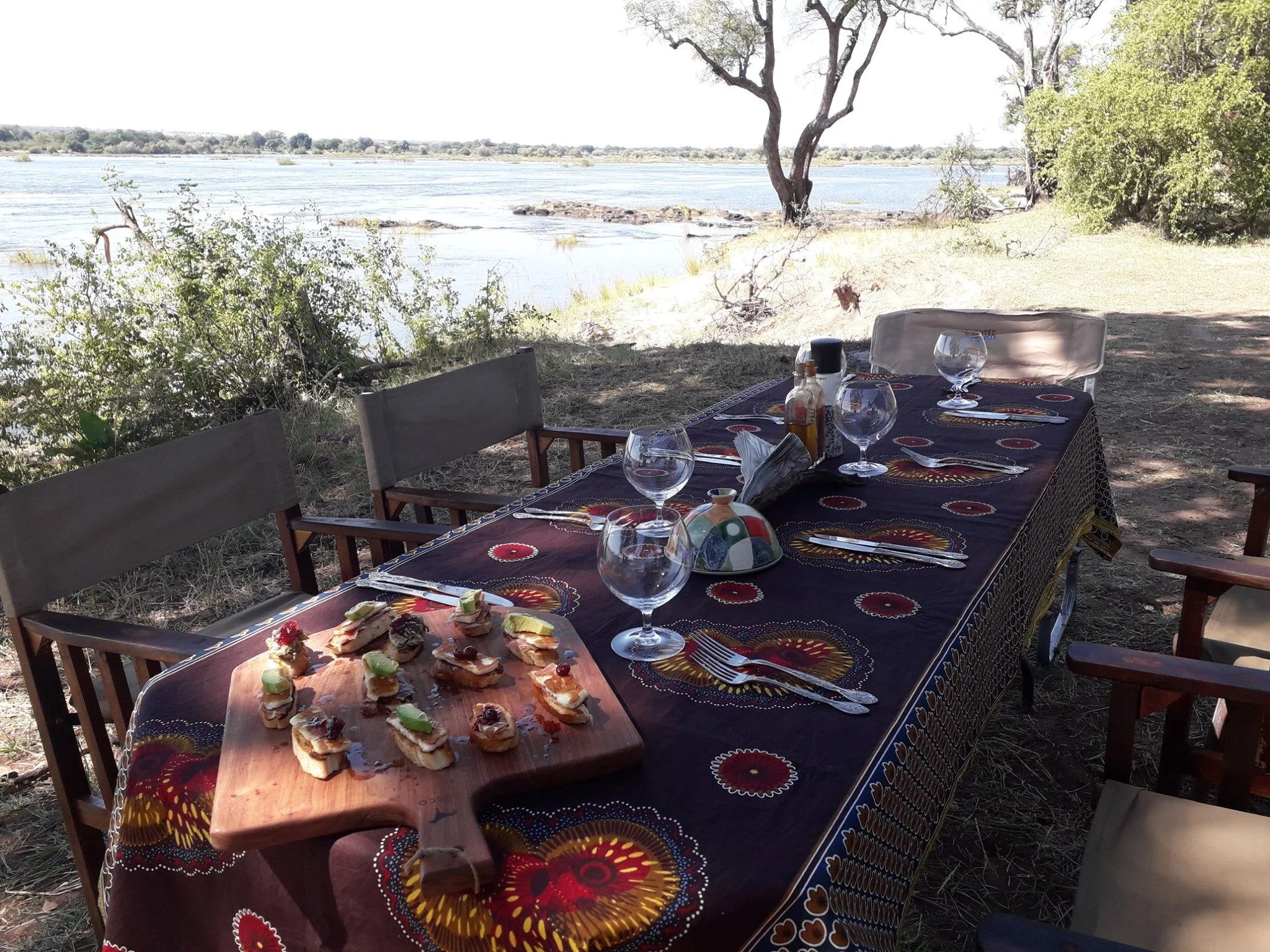 Lunch on the Zambezi River with the Safari Butler Victoria Falls (image Safari Butler)