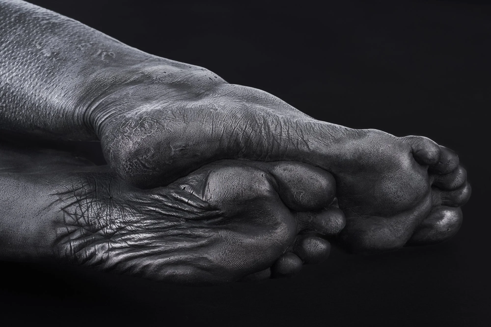 tennant_feet_sculpture.jpg