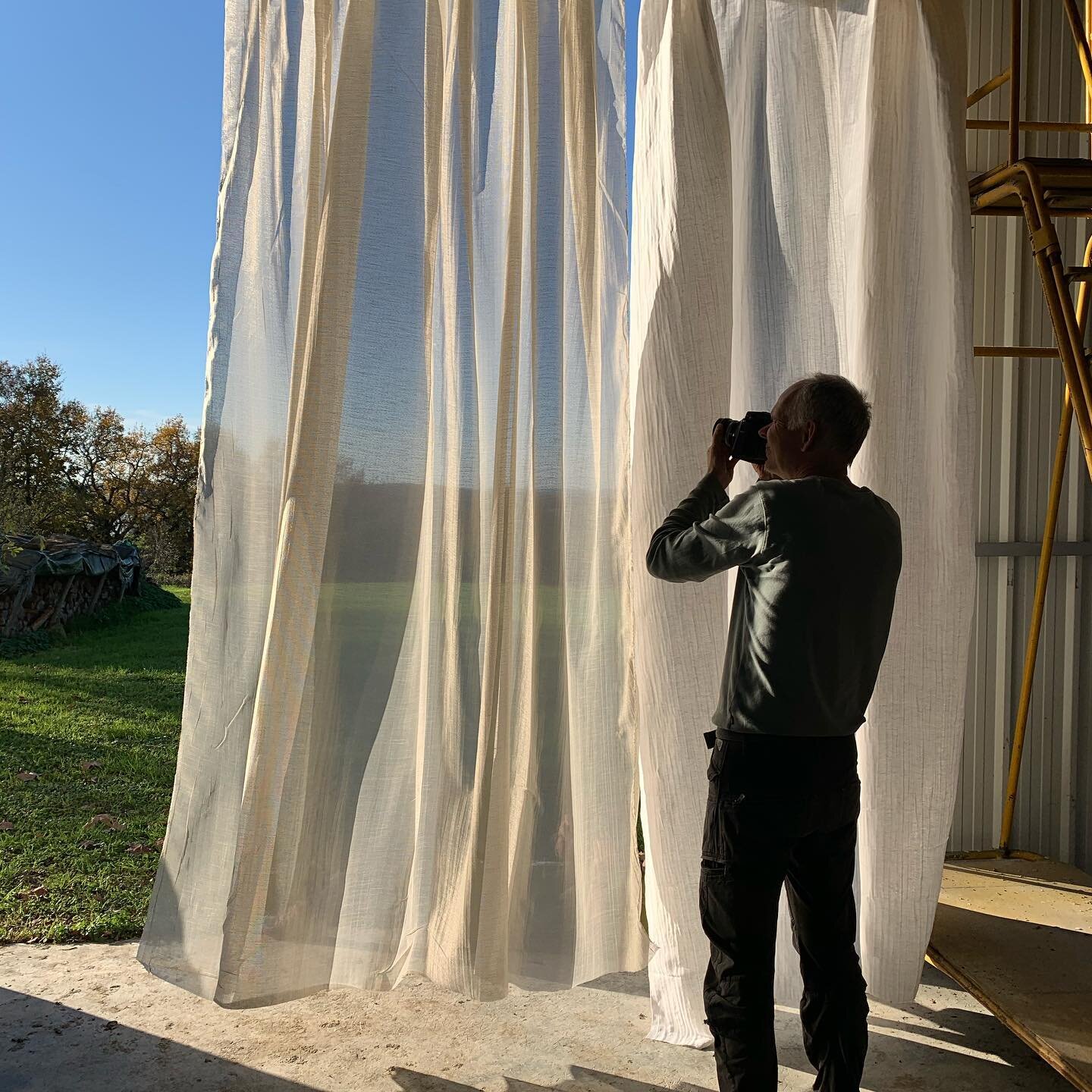 Photo shooting for the new website. Fabulous location in an old hangar ☀️☀️☀️☀️☀️☀️☀️#fabrics #design #casa #lugano #interiordesign #architecture #milano #luxurylifestyle #hein_vandenheuvel