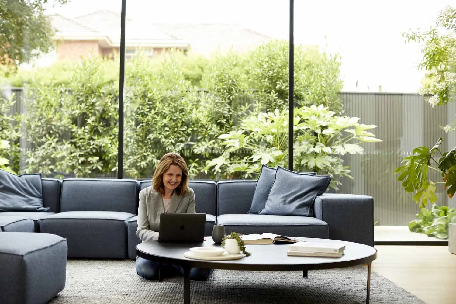 Why Working Mums Feel Constantly Behind