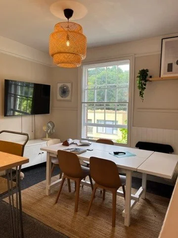 Looking for a Meeting Point Between London and Brighton? Why Tunbridge Wells Works Perfectly