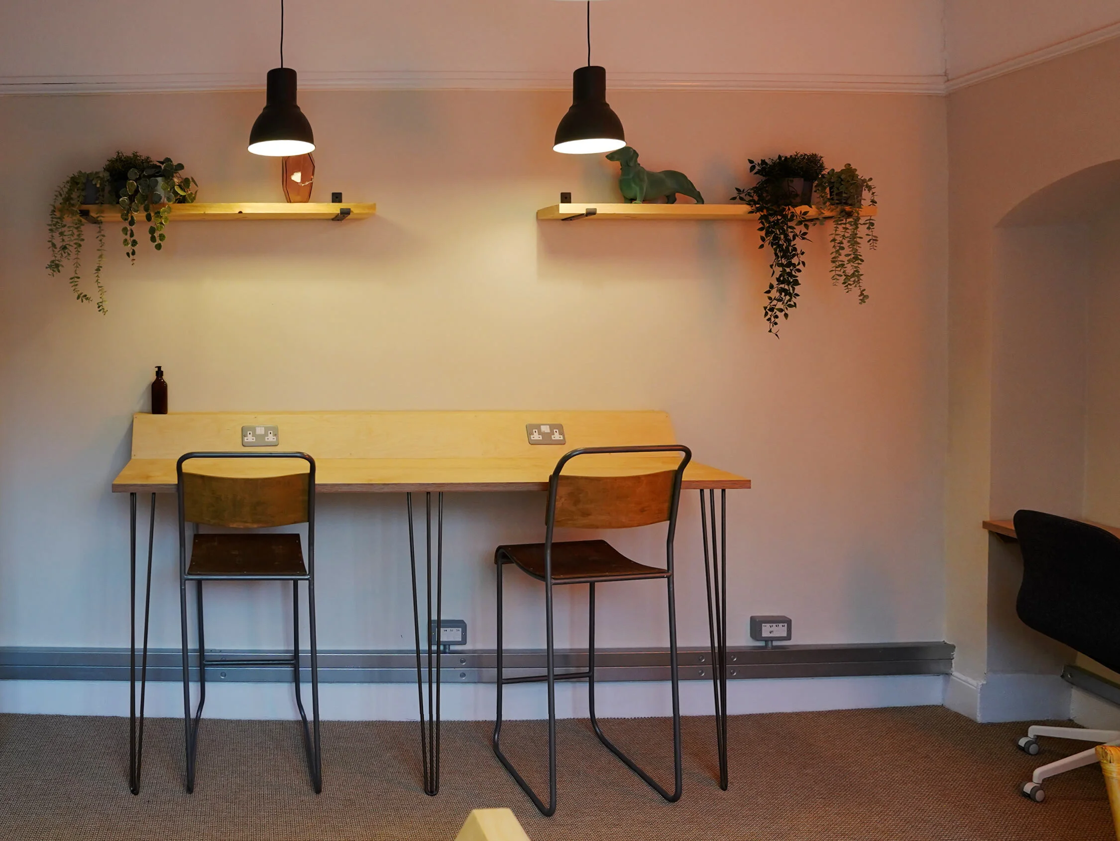 OfficeTribe-Coworking-London-Road-01.png