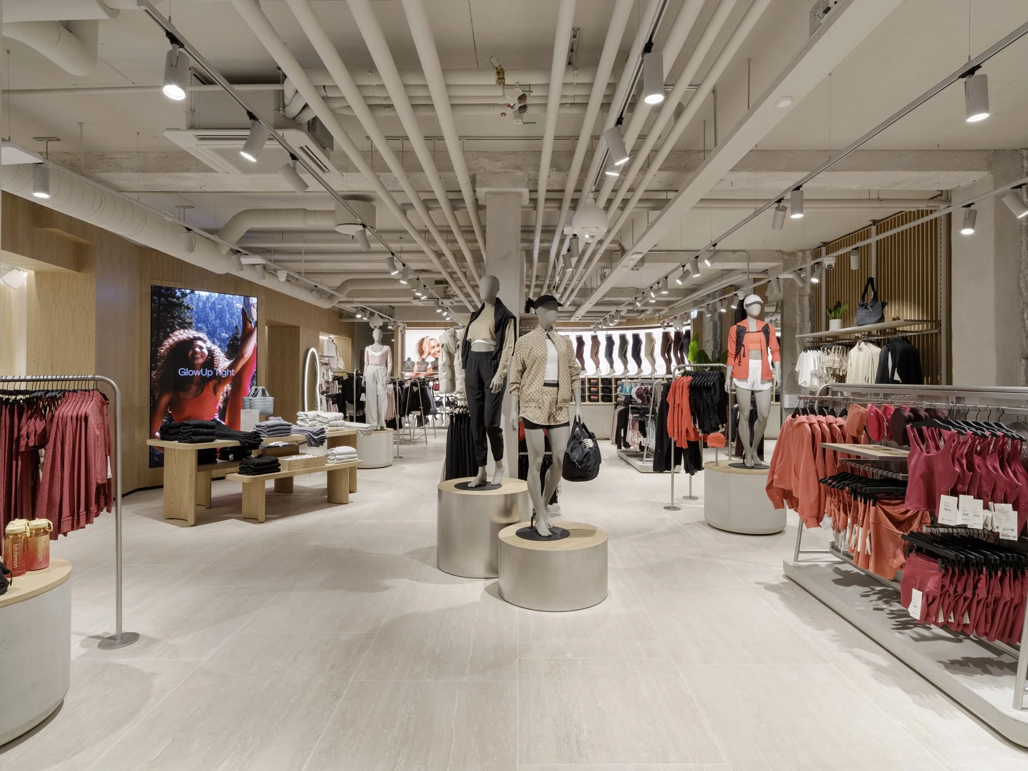 Andreas Raun Rosendahl Architectural Photographer Copenhagen @ANDREAS.RAUN.ROSENDAHL LULULEMON CPHB0011919-HDR.jpg