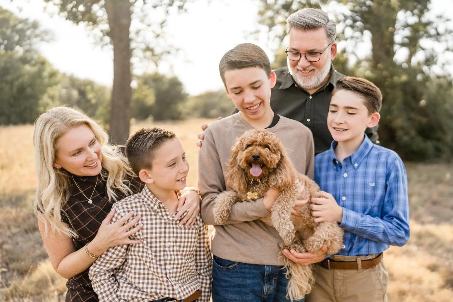 What if this year we noticed the good - more often?

Not the big moments.
The small ones.
The everyday ones.

That&rsquo;s what Popcorn Thanks is all about. 💛Happy New Year from our family to yours.

#GratitudeForKids #RaisingThankfulKids #Homeschoo