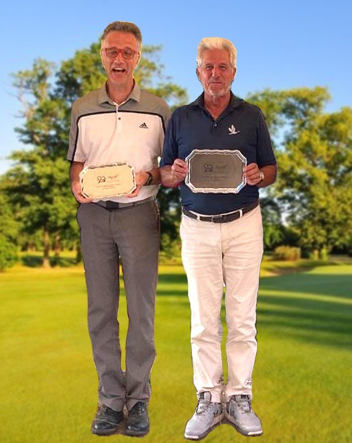 Pascal BORODINE et Arnaldo DE CASTRO sont Champion régional 2ème série messieurs respectivement en seniors 1 et en seniors 2.