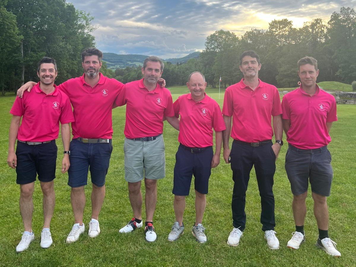 Equipe au Championnat de France Promotion des équipes 2 messieurs au golf de la Chassagne