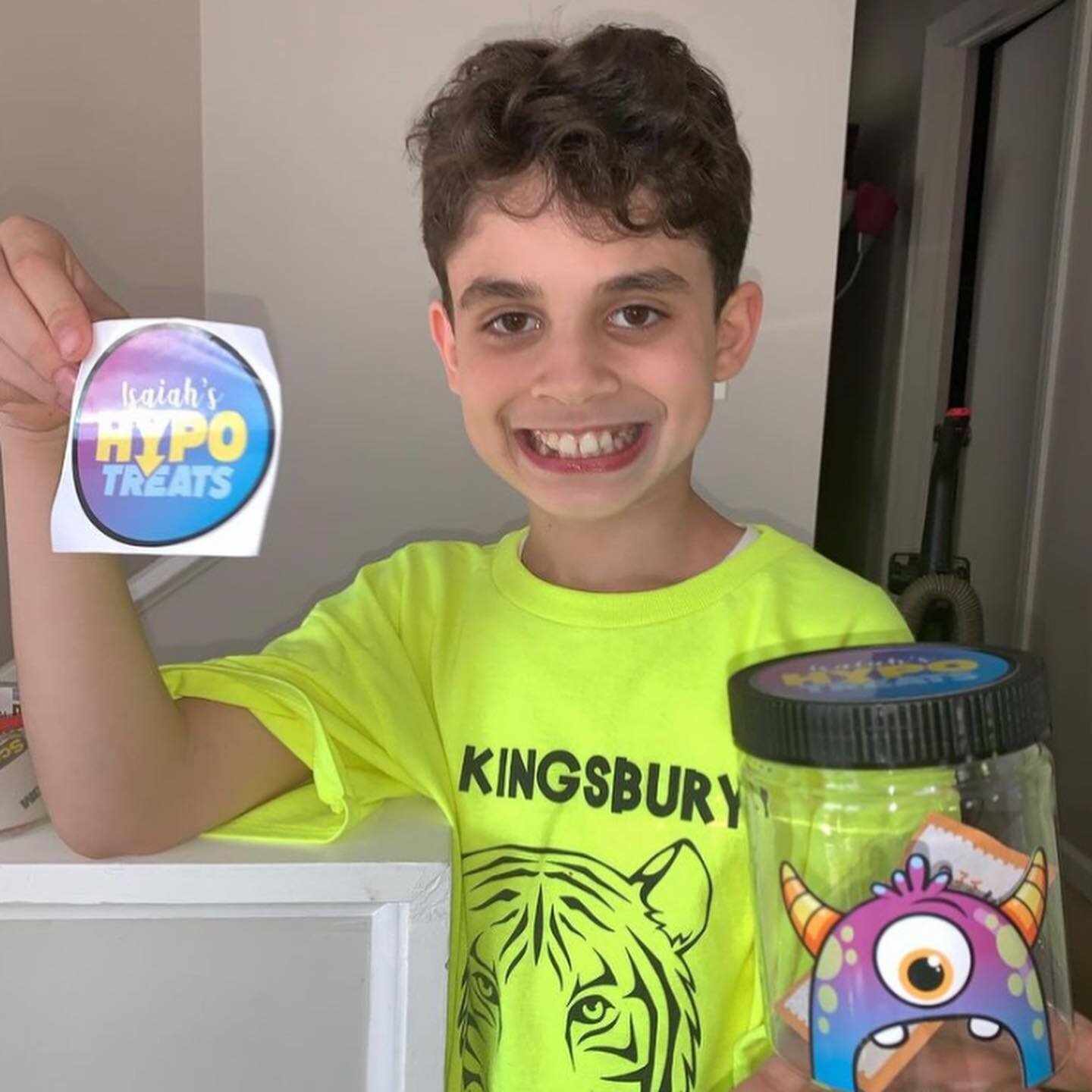 Congrats to Isaiah, our giveaway winner!😊🥳 @jazlynfaithmarie
&bull;
#diabetes #typeonediabetes #t1dkids #t1d #giveaway #hypotreats #diabetic #dexcom