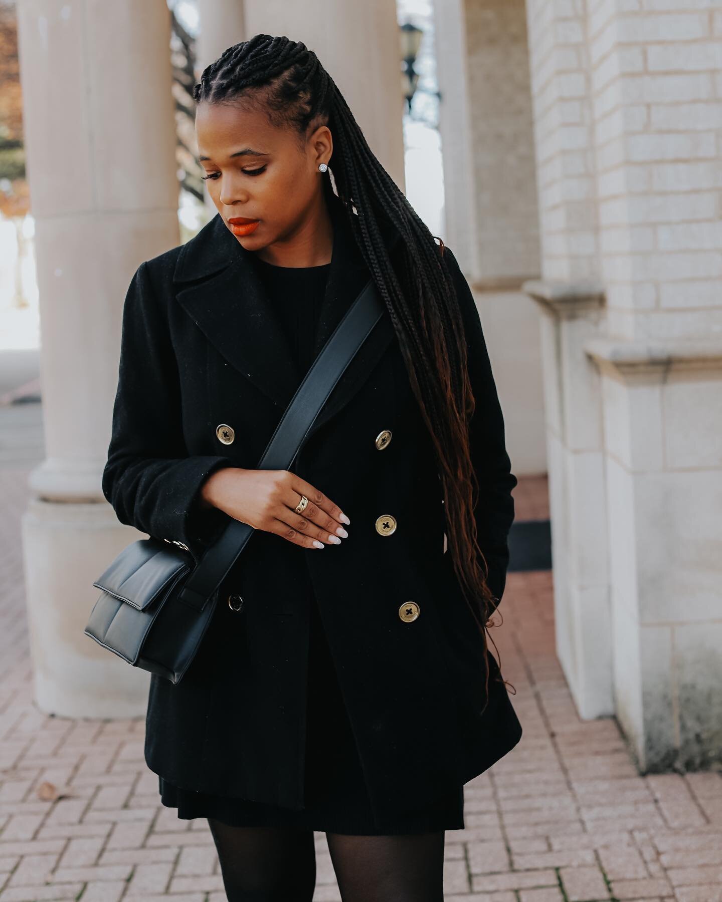 Alright 2024 // talk to me nice ✨

Outfit Details:

Jacket: Michael Kors {old}
Dress: ASOS {added 2023}
Boots: ALDO {gifted 2023}
Purse: Zara {added 2023}

#winteroutfits #allblackoutfit #blackdresses