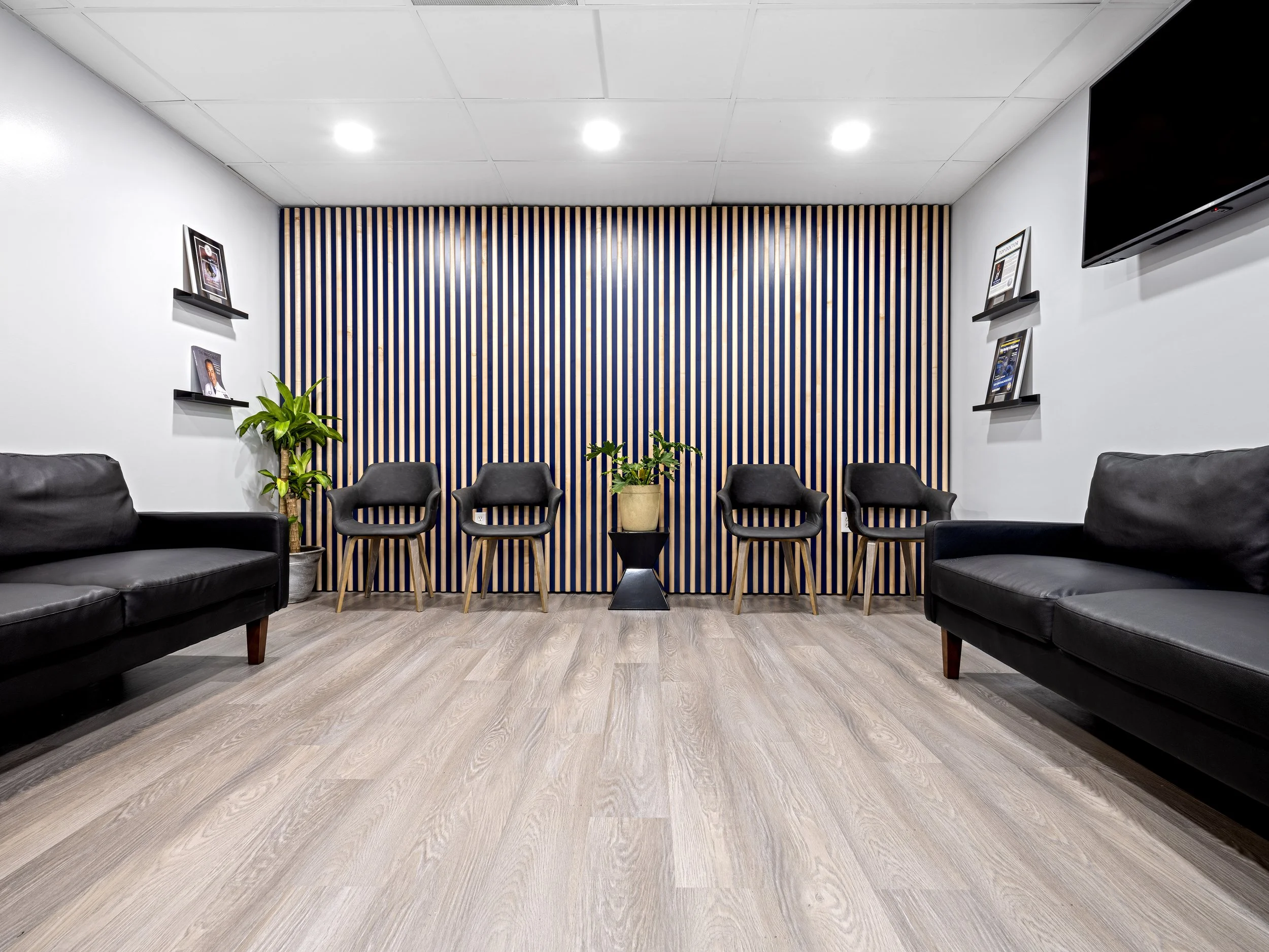 JACKSON EYE CARE — Bold Interior Designs
