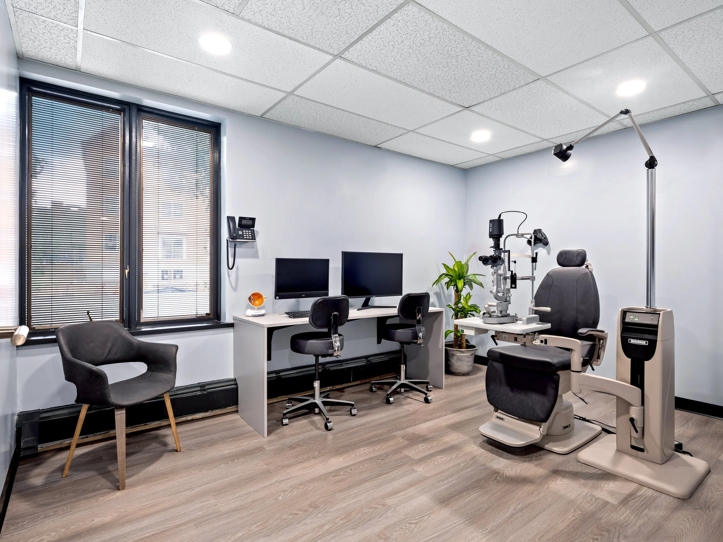 JACKSON EYE CARE — Bold Interior Designs