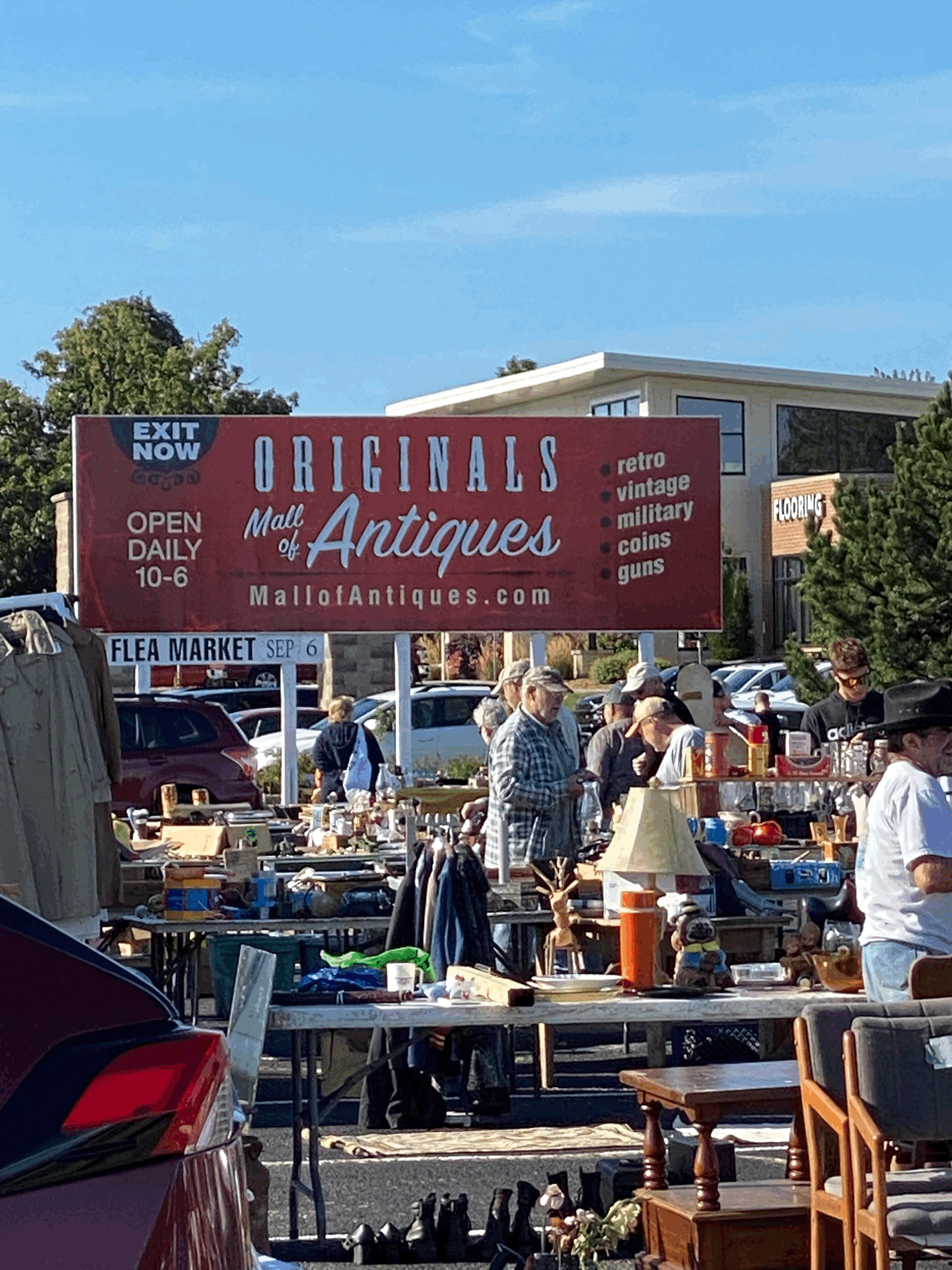 FLEA MARKET Mother’s Day