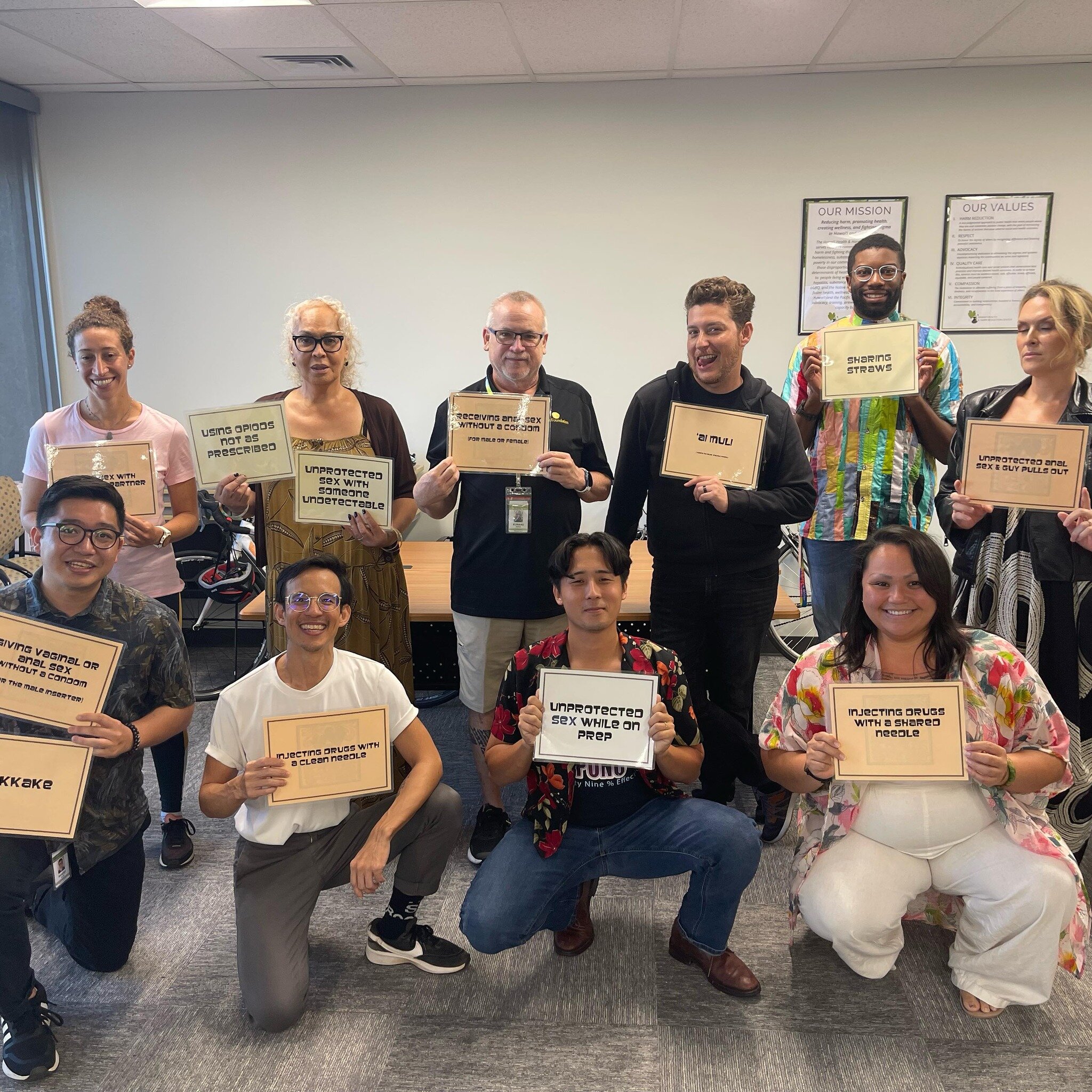 Happy ✨Fri-YAY✨We&rsquo;re so excited to get our weekend started 🤩 But before you folks log off for the day, check out our amazing partners who participated in our OTL training a few weeks ago 💪🏻 

#HepFree2030 #takeTHAThepatitis #hawaii