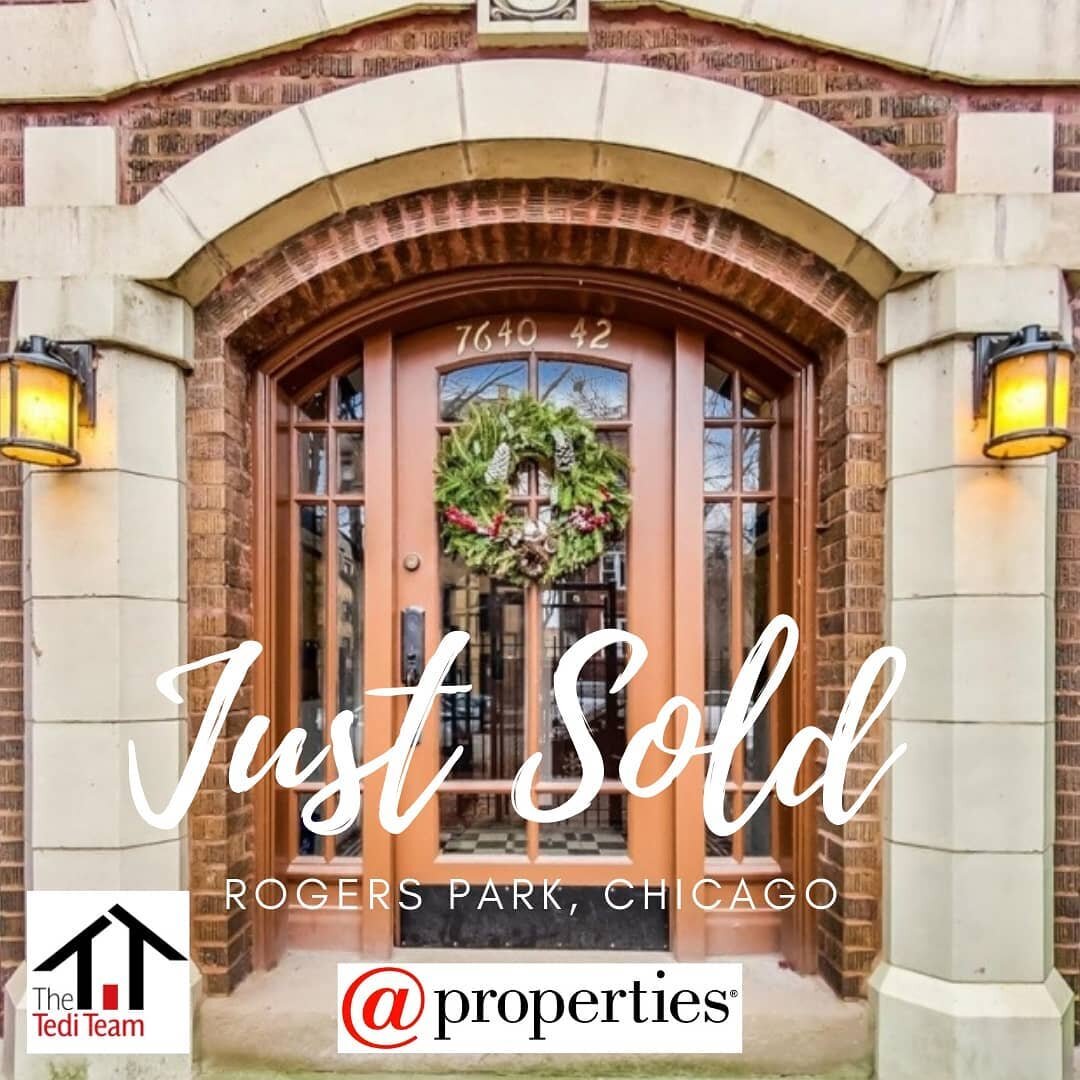 Just closed in Rogers Park!  Huge shot out and congratulation to the Wilkerson's who just closed today!

So happy we were able to find them this off market property that checked all the boxes and then some.

This is our 9th closing of the year!

Thin