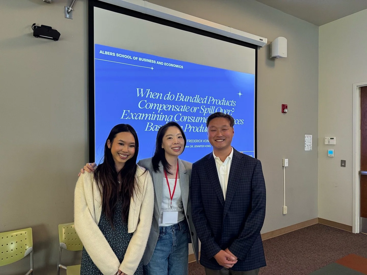 Our retired VP Mem Kaci Muromoto &mdash; a Management and Marketing double major&mdash; presenting at the Student Research &amp; Creativity Conference (SRCCON.) 
She showcased her research under Professor Jennifer Hong in the Marketing Department: &l