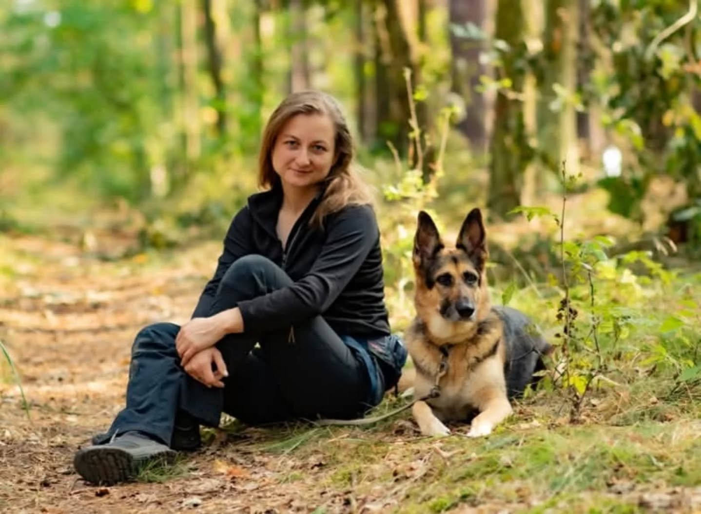 ✨ Część os&oacute;b jest z nami od dawna, część dołączyła niedawno.
👀 Niekt&oacute;re materiały mogliście już widzieć, inne mogły po prostu umknąć.
📚 Dzisiejszy wpis to dobra okazja, by zebrać je w jednym miejscu i przypomnieć niekt&oacute;re rozmo