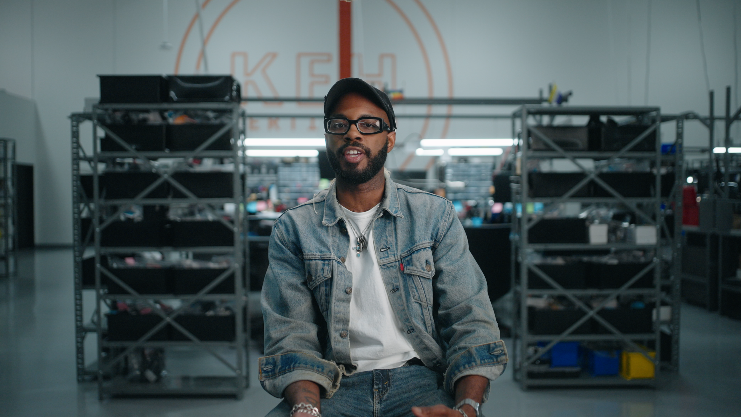 2Min Edit V6.00_00_32_04.Still022.png