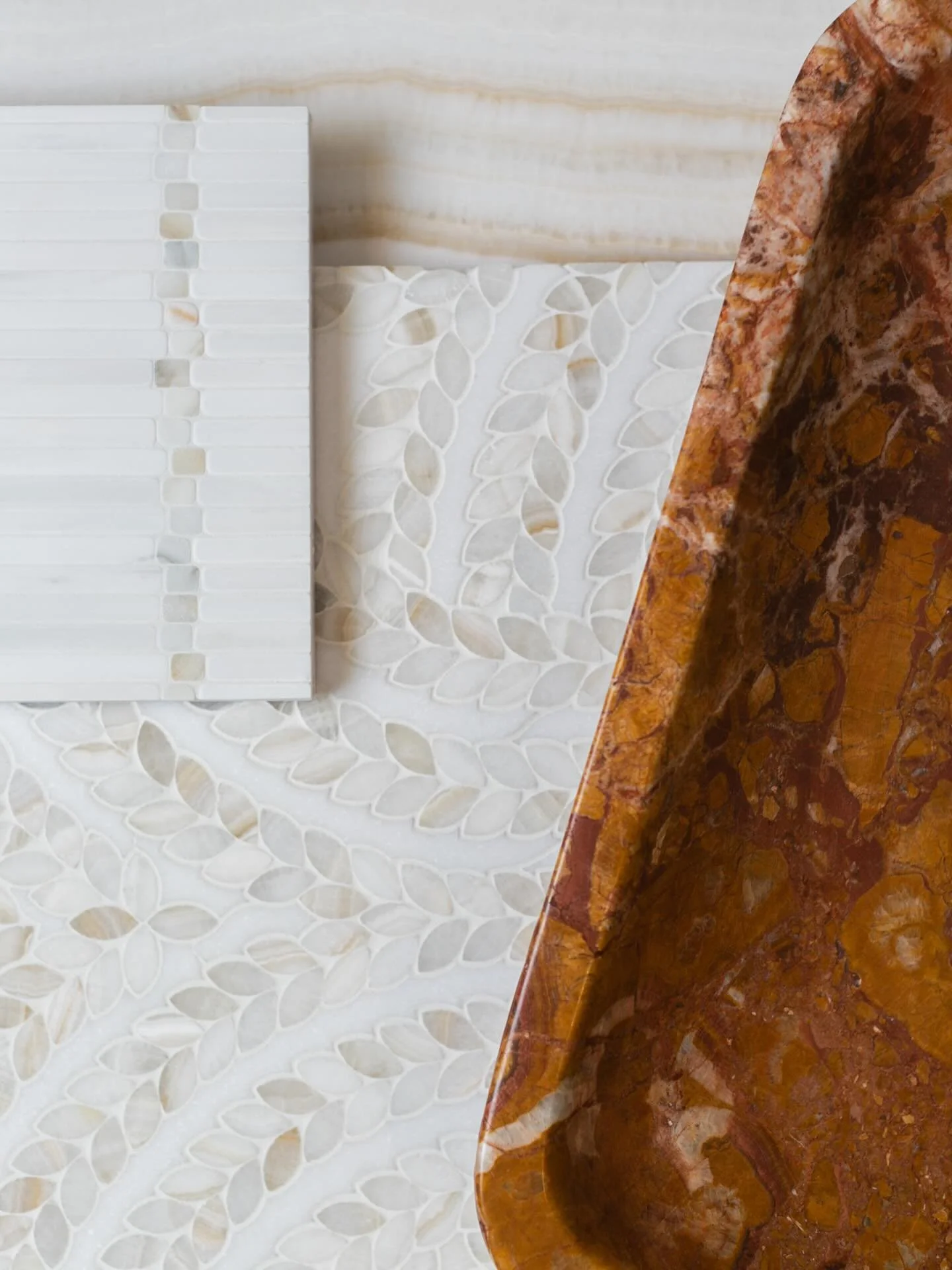 Only the best from @onyxfrance to compliment a show stopping marble vessel.