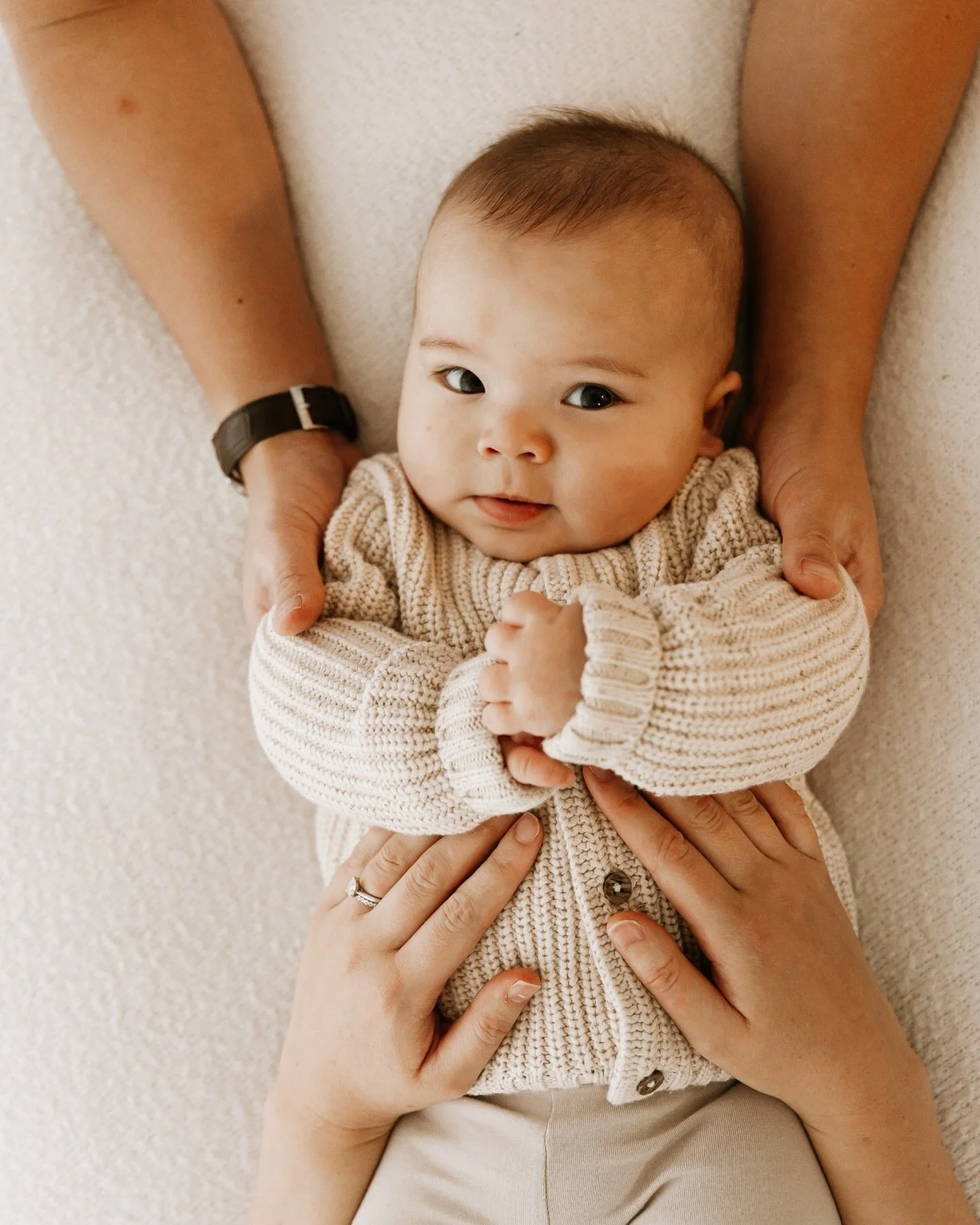 There is no &lsquo;right time&rsquo; to have baby photos taken and it&rsquo;s never &lsquo;too late&rsquo;.

Little Ollie was 5 months and full of smiles and personality 

Just look at these perfect family memories 🥰

#fifebabyphotographer #mileston