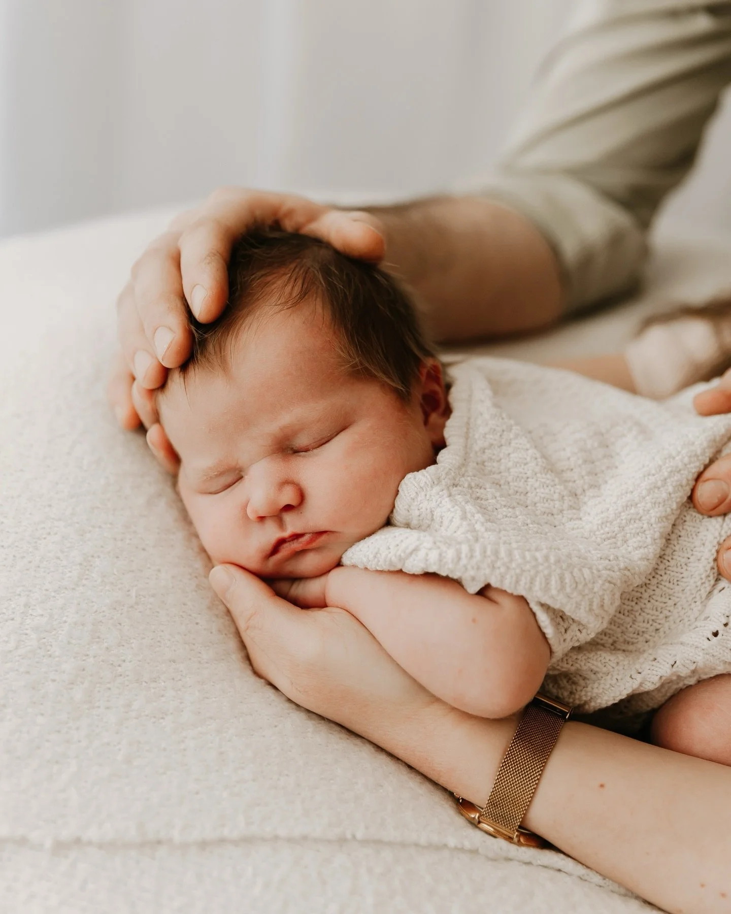 Holding your world in the palm of your hands 💫

For memories like this get in touch for more info. My newborn diary is filling up fast through the spring and summer months 

Fife Newborn Photographer | Natural Newborn Photography | Newborn Photograp